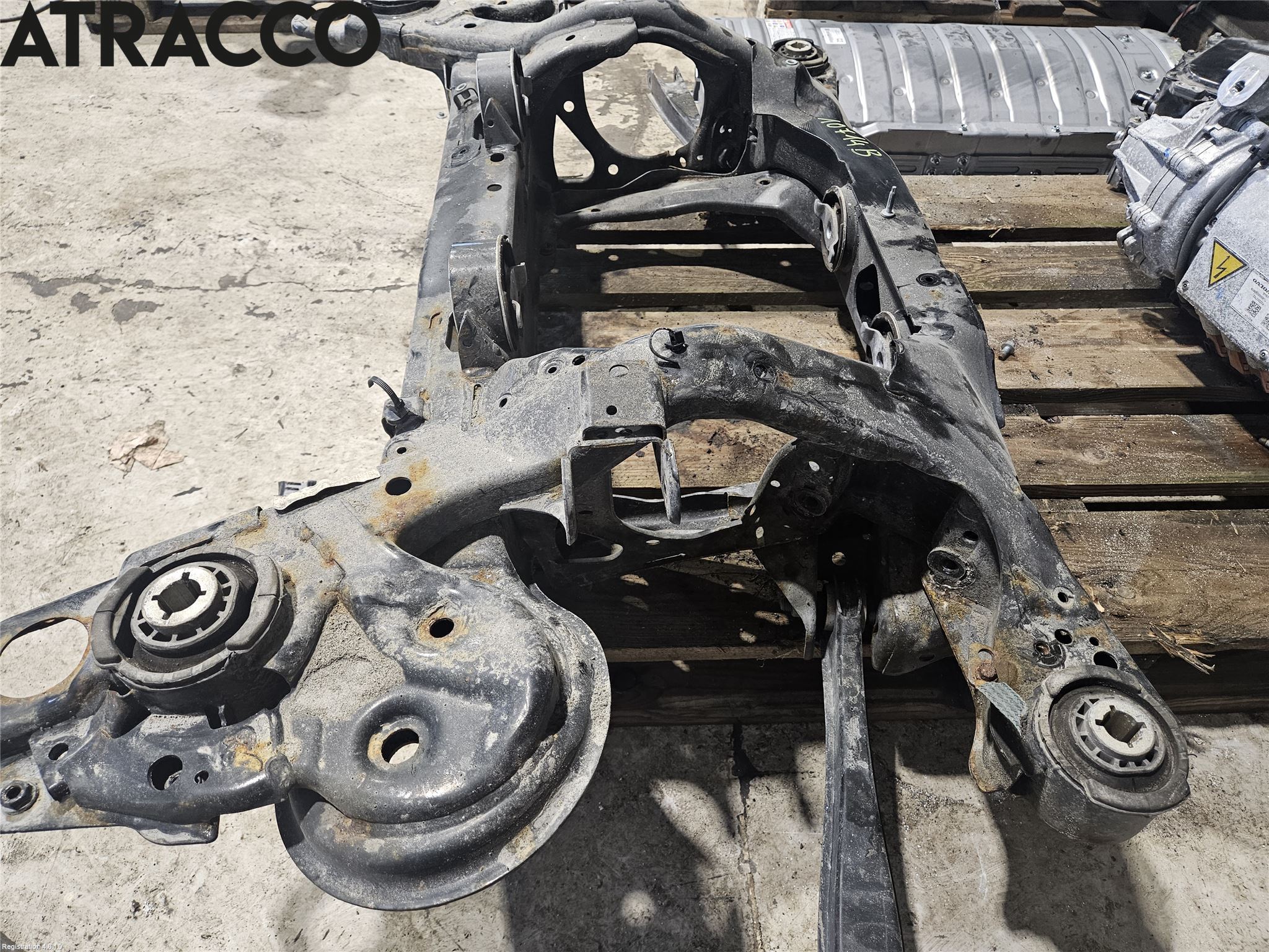 Volvo XC60 18- Bakaksel Feste Travers-Ramme