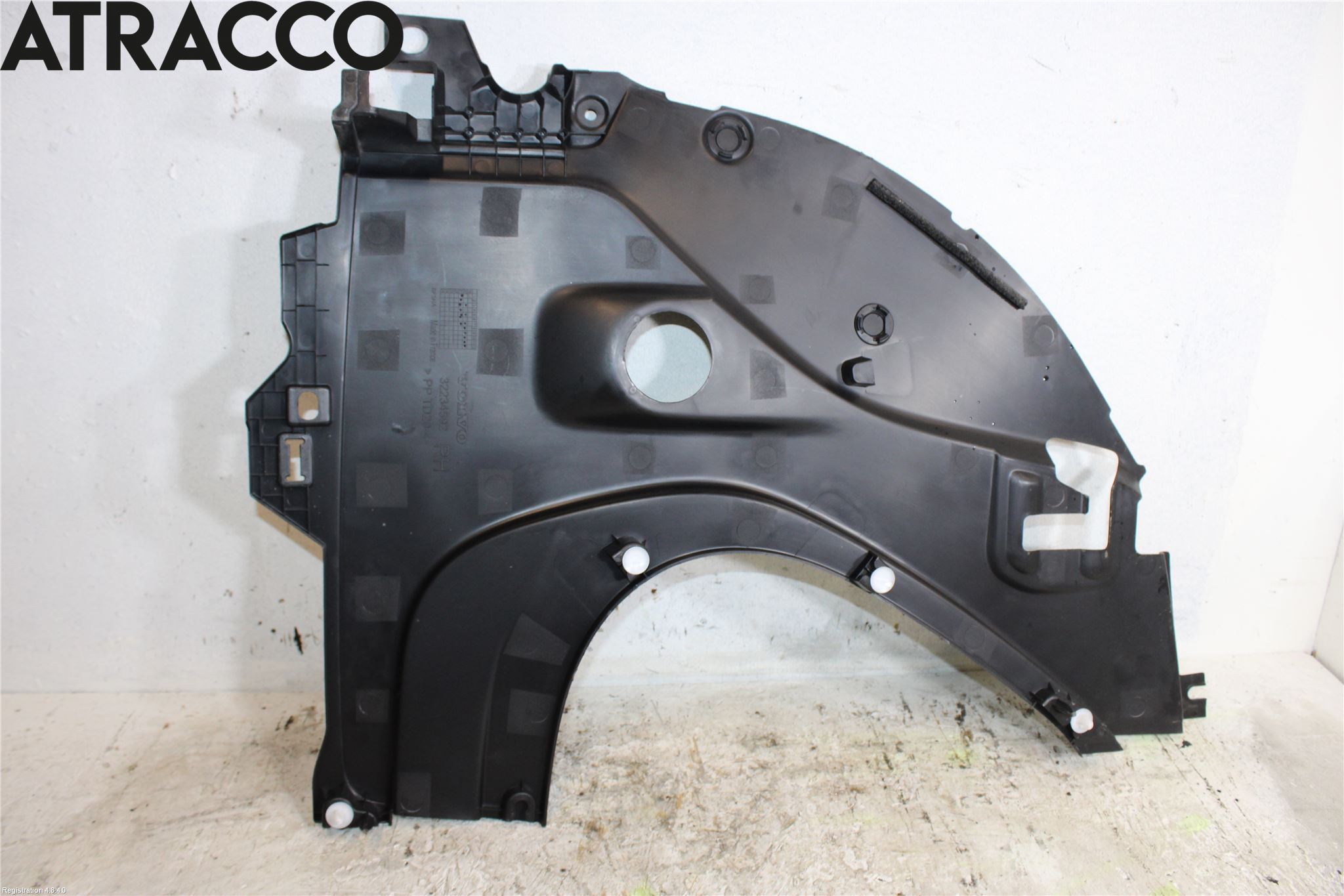 Volvo XC40/RECHARGE 18- Front Øvrig