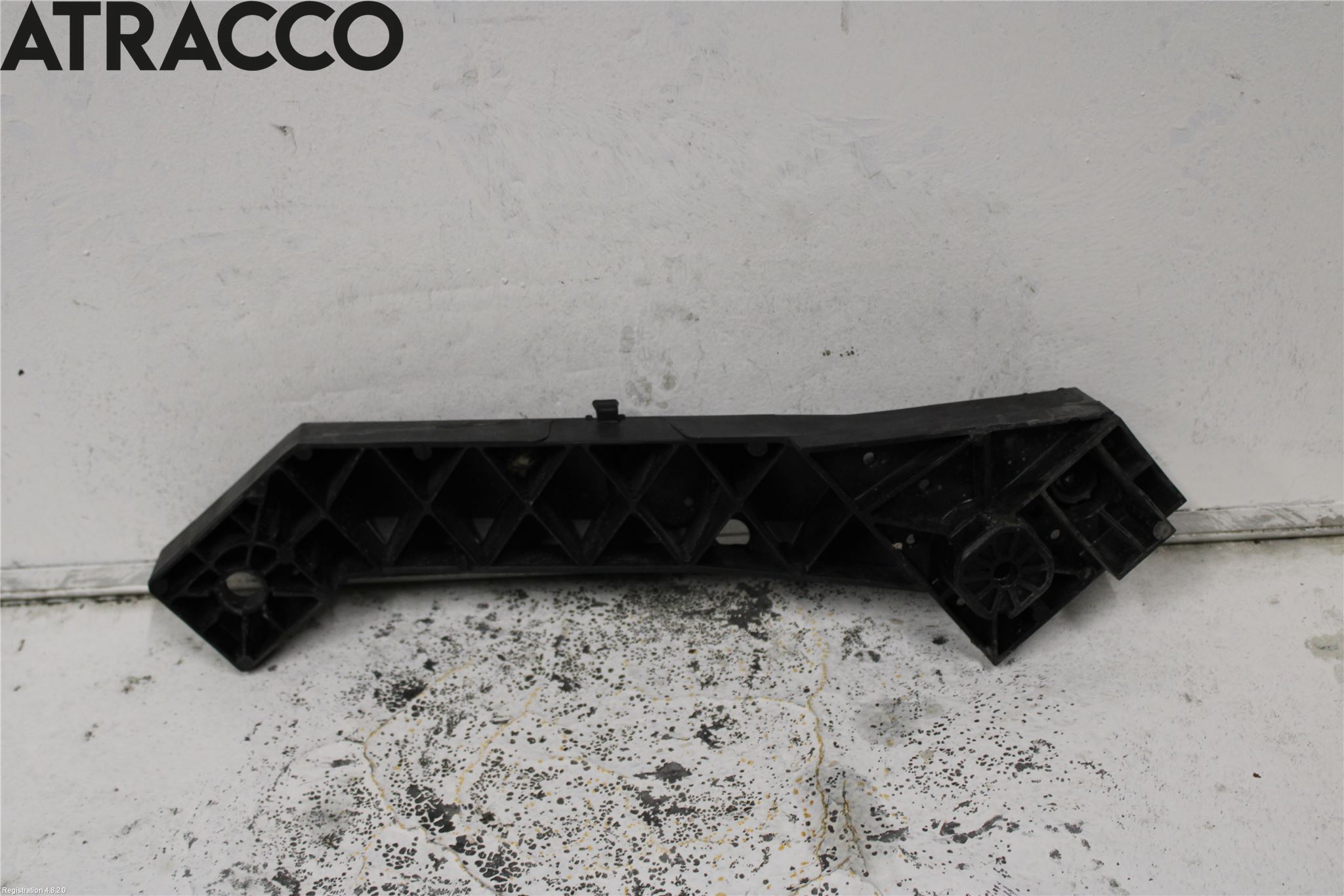 Opel VIVARO 15-19 Støtfangerfeste Foran Høyre