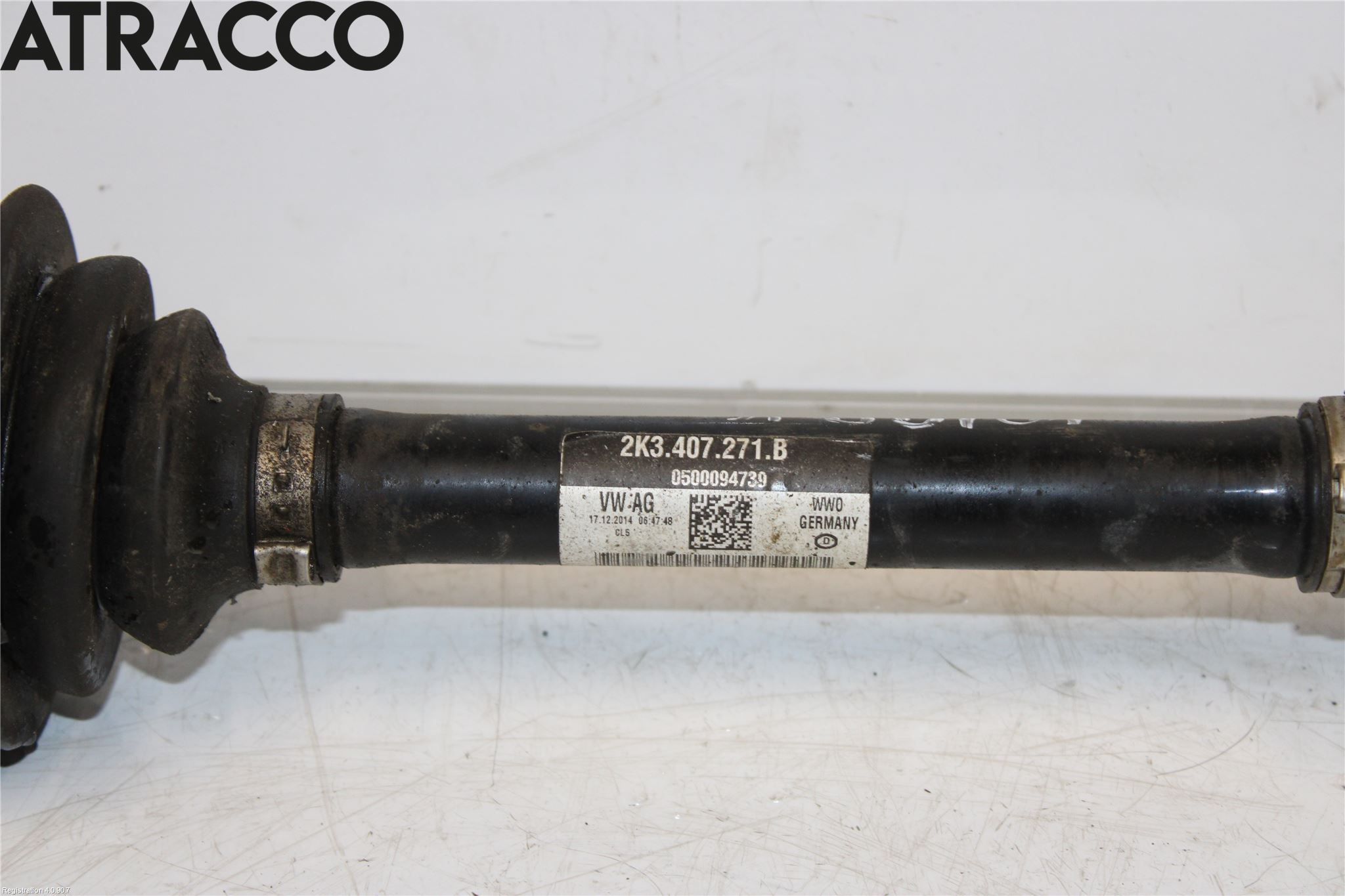 Volkswagen VW CADDY 11-15 Drivaksel Bak Kompl Venstre