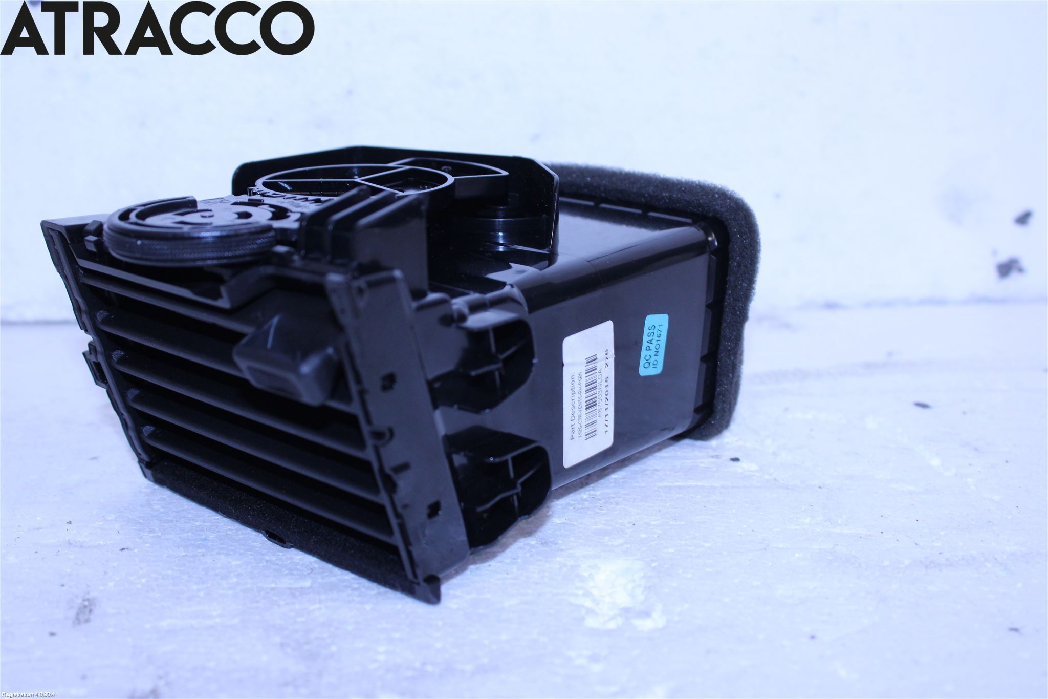 Nissan LEAF 11-17 Dashbord Kanal - Dyse