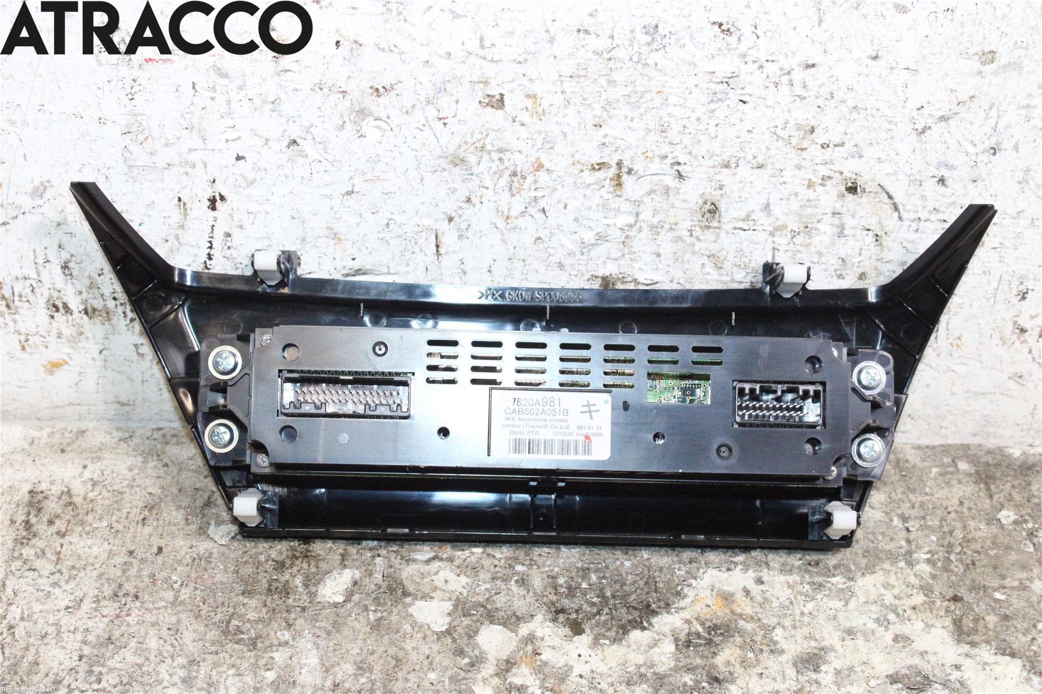 Mitsubishi ECLIPS CROSS Varmeapparat Panel(Regulering)