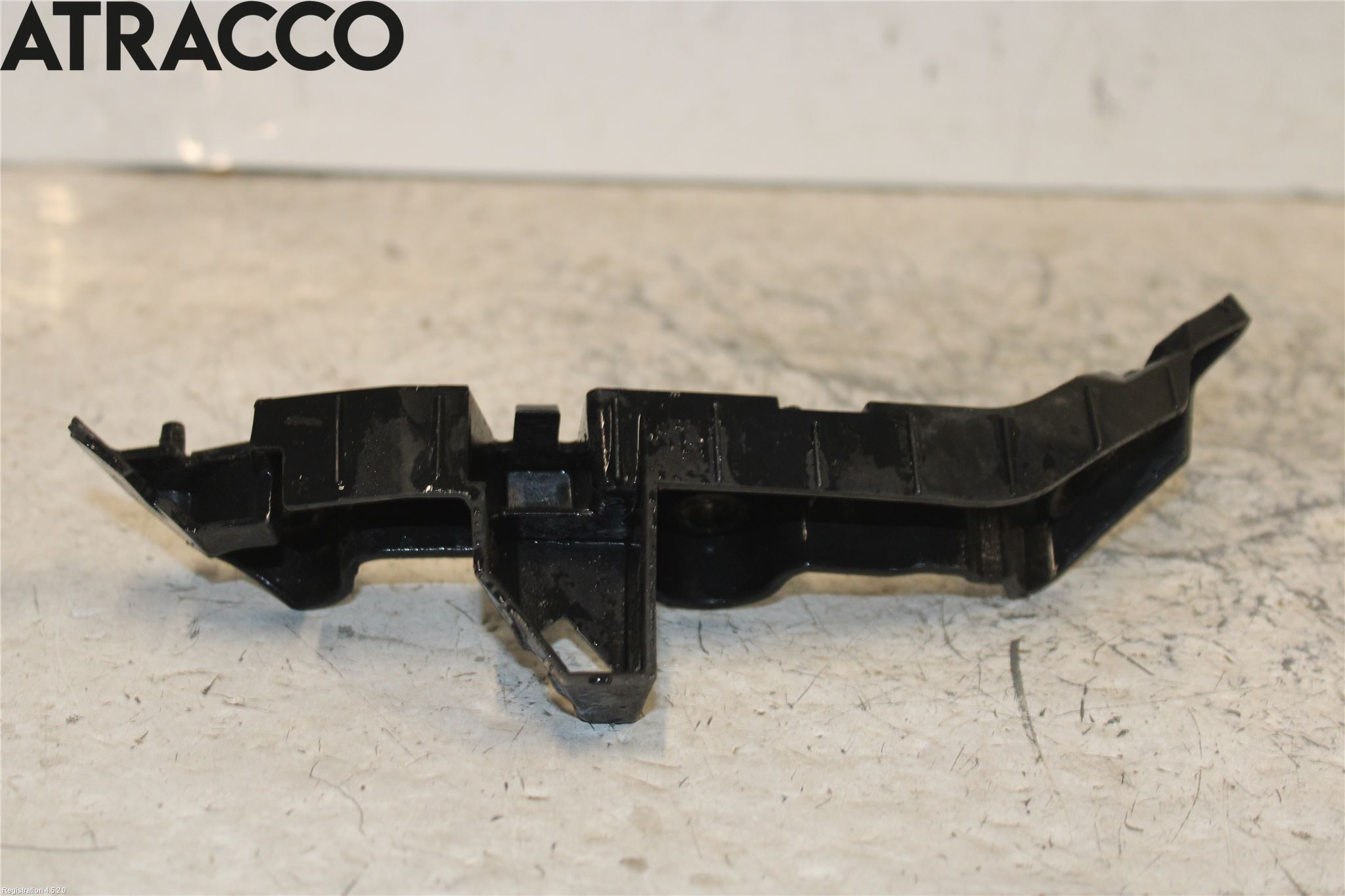 Ford TRANSIT/TOURNEO CONNECT 13-22 Støtfanger Foran Feste