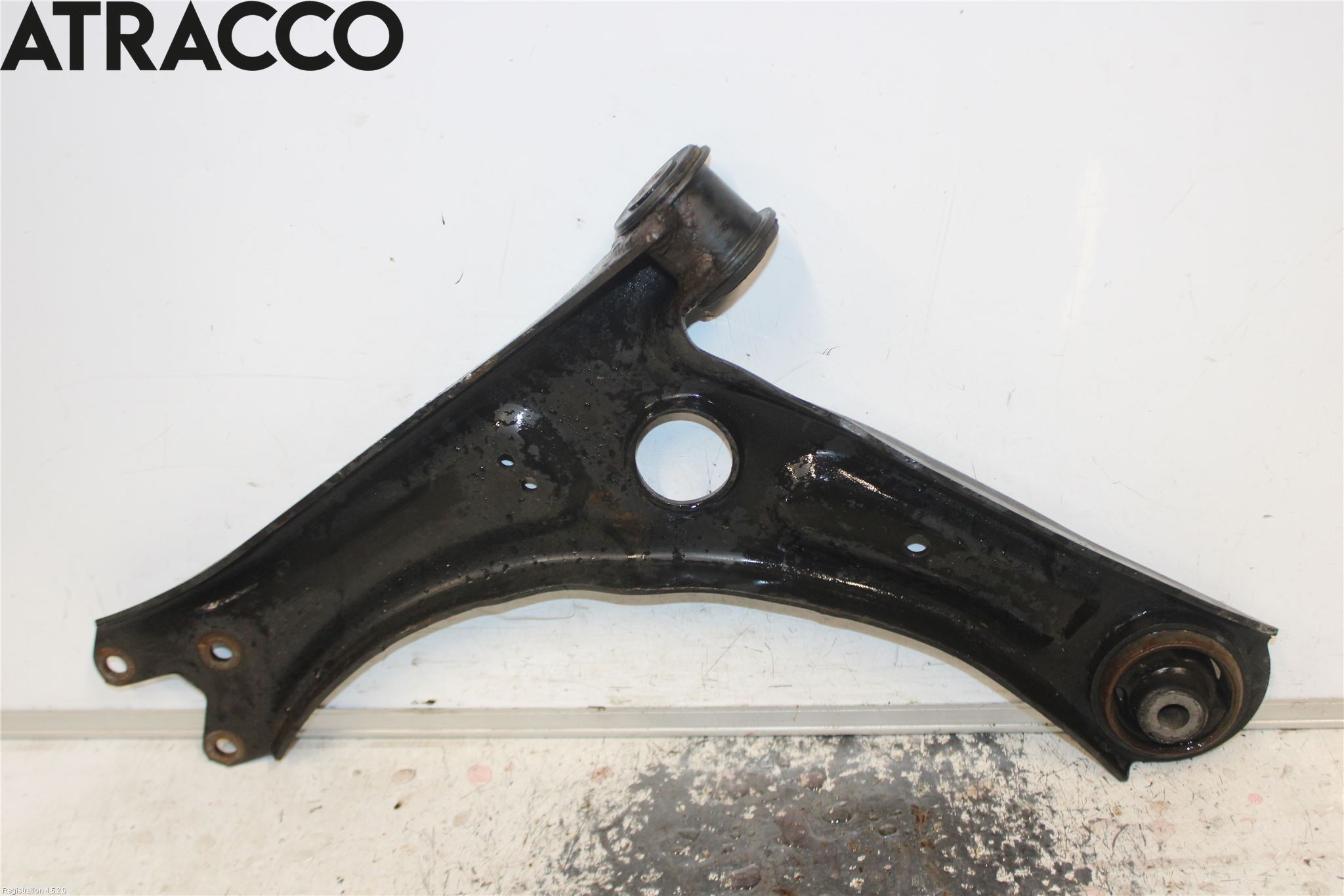 Volkswagen VW CADDY 16-20 Bærearm Foran Høyre Nedre