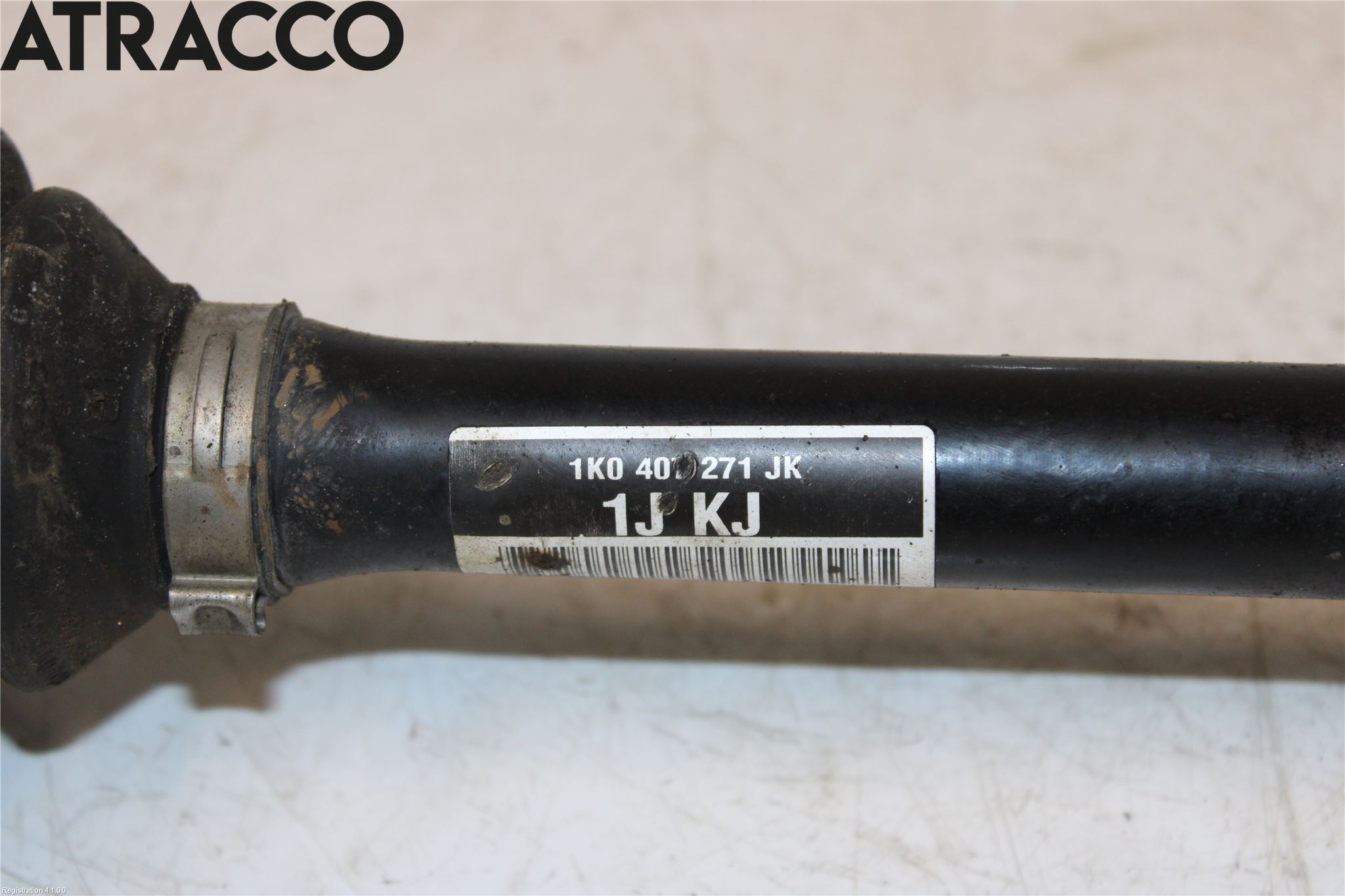 Volkswagen VW TOURAN 10-15 Drivaksel Foran Kompl Venstre