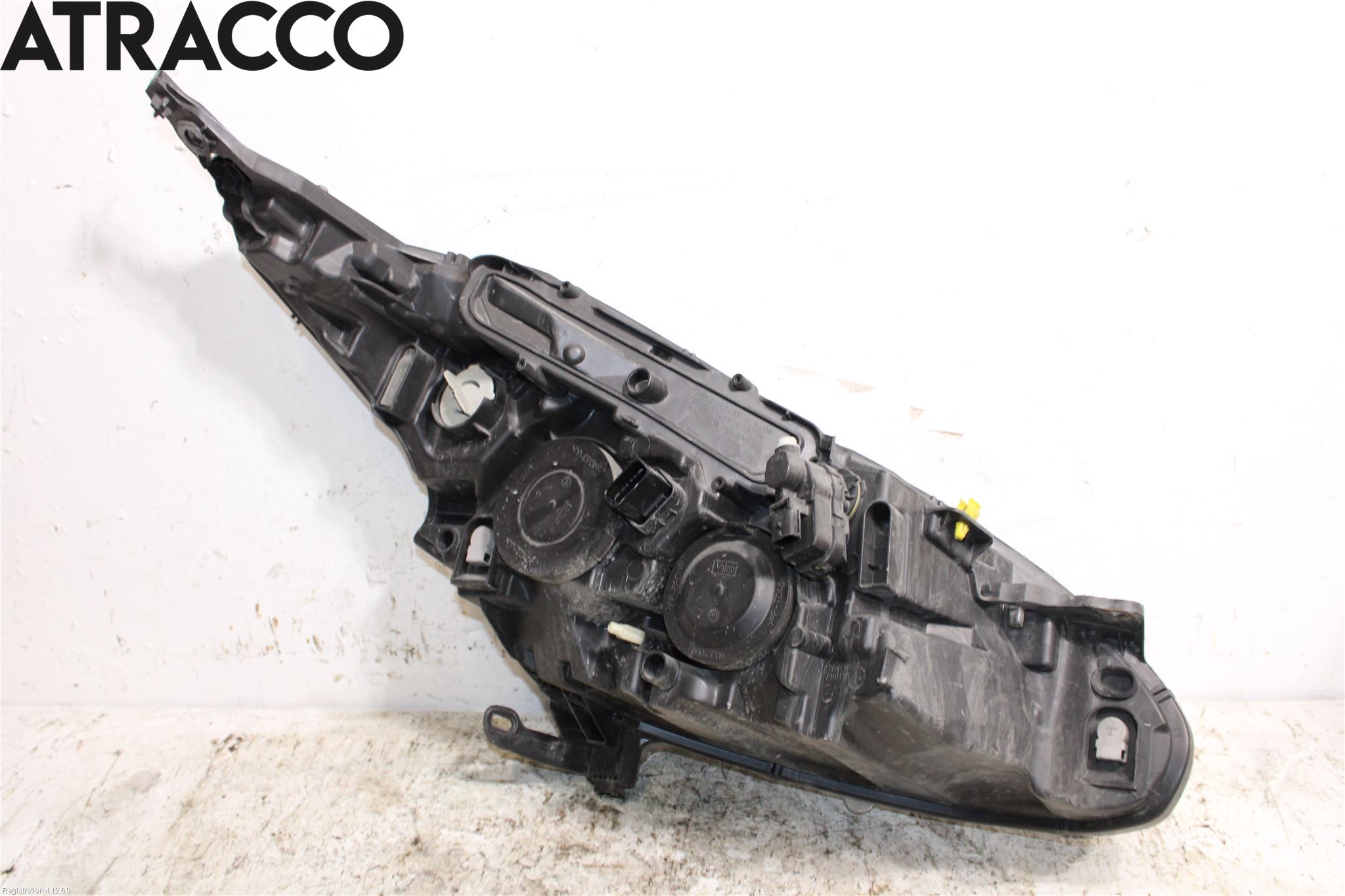 Peugeot 208 12-15 Frontlykt Venstre