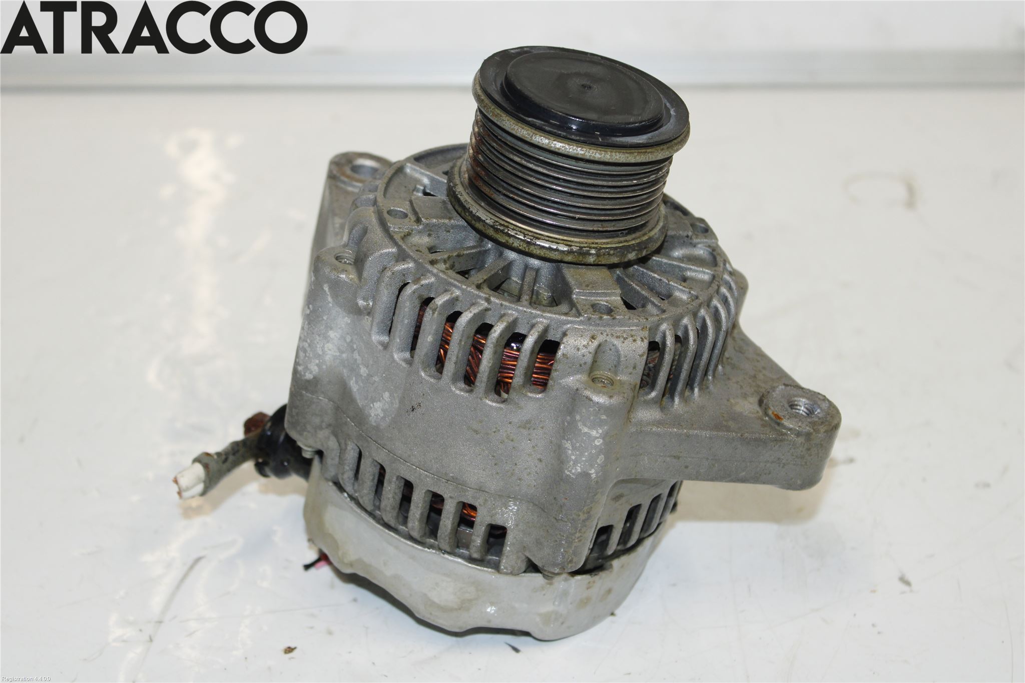 Toyota HI-ACE 95-05 Dynamo