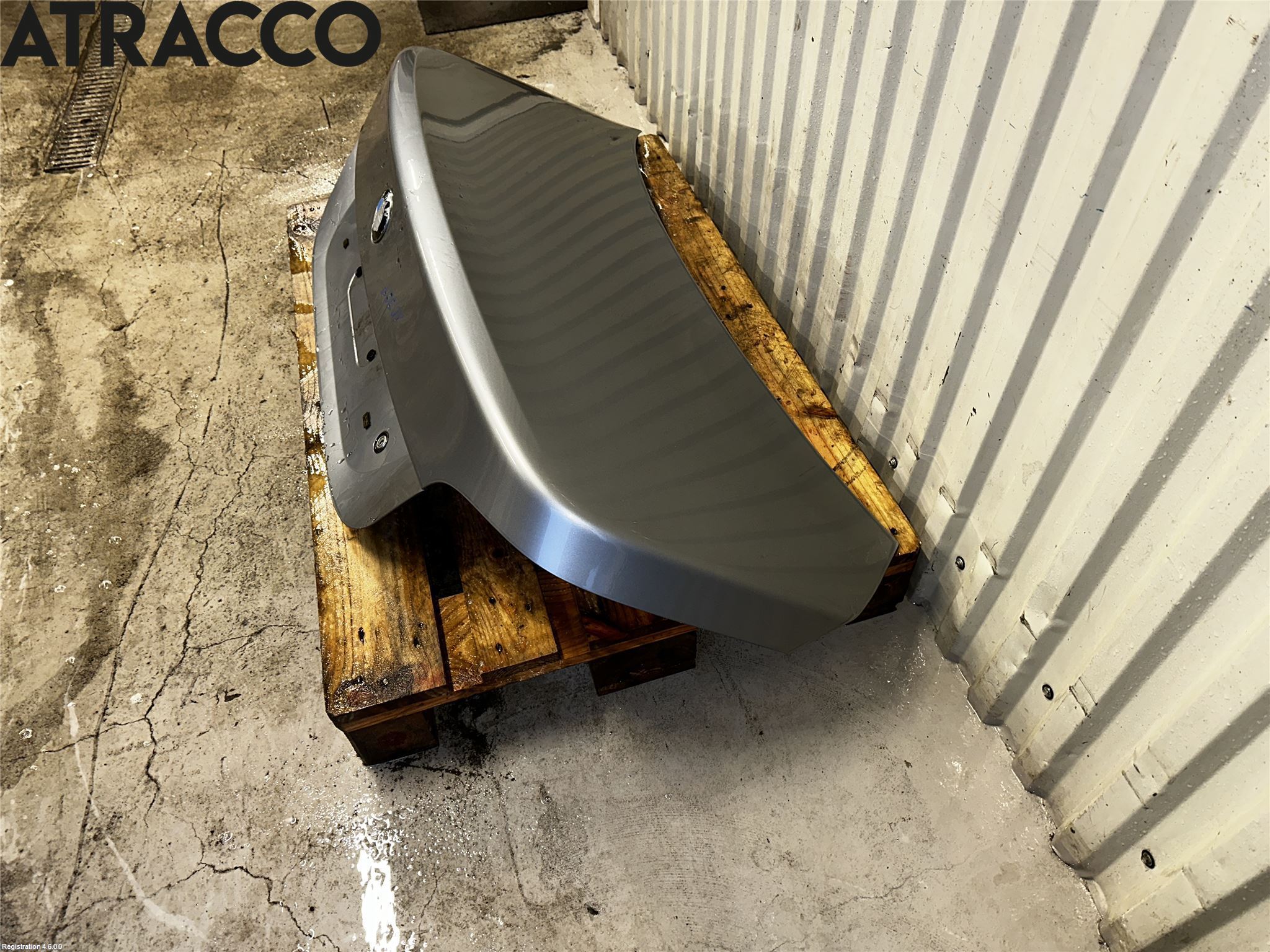 BMW 5 E60/61 Sed/Tou 02-10 Bakluke Koffertlokk