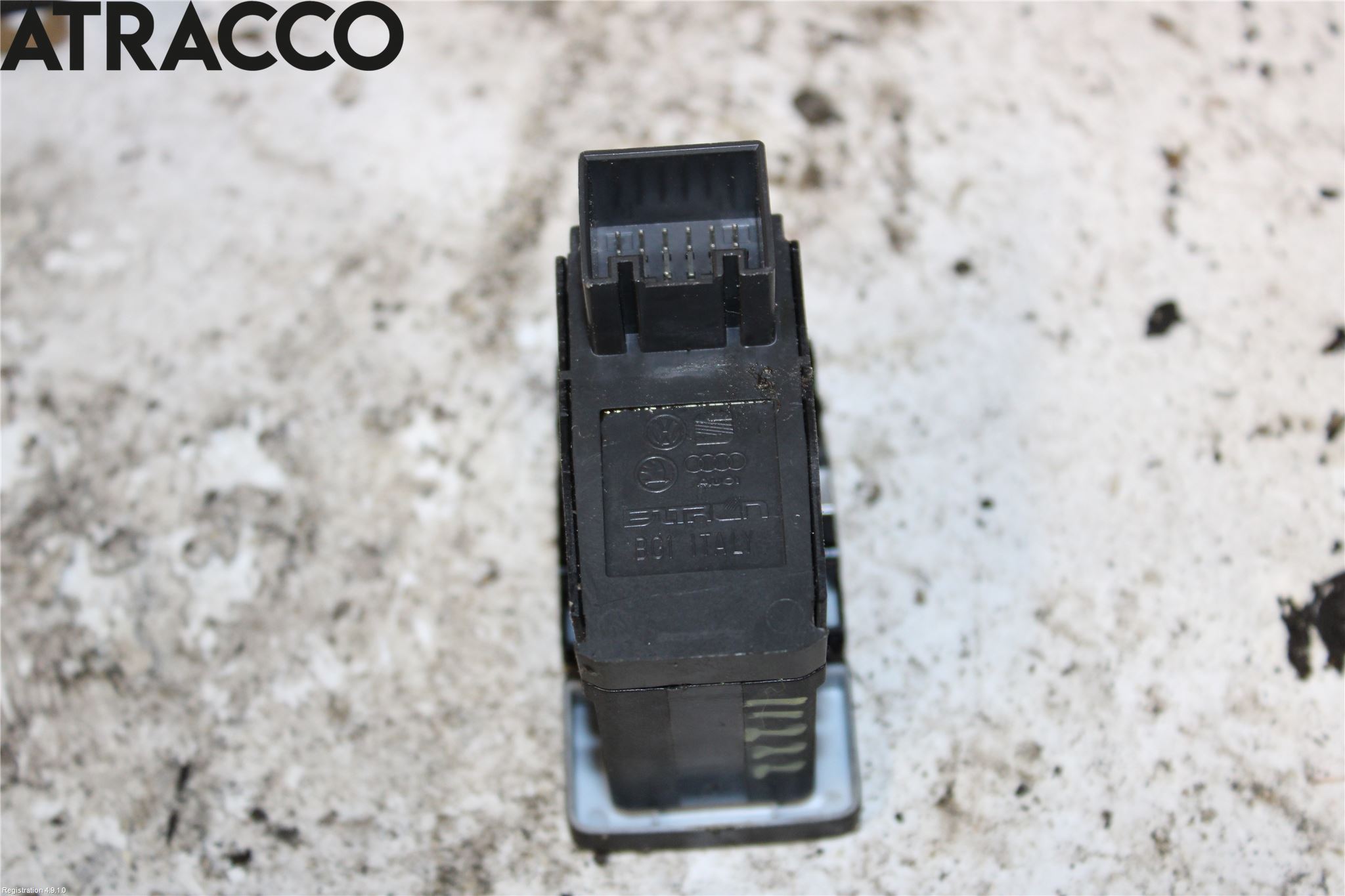 Volkswagen VW PASSAT 15-19 Bryter Parkeringsbrems