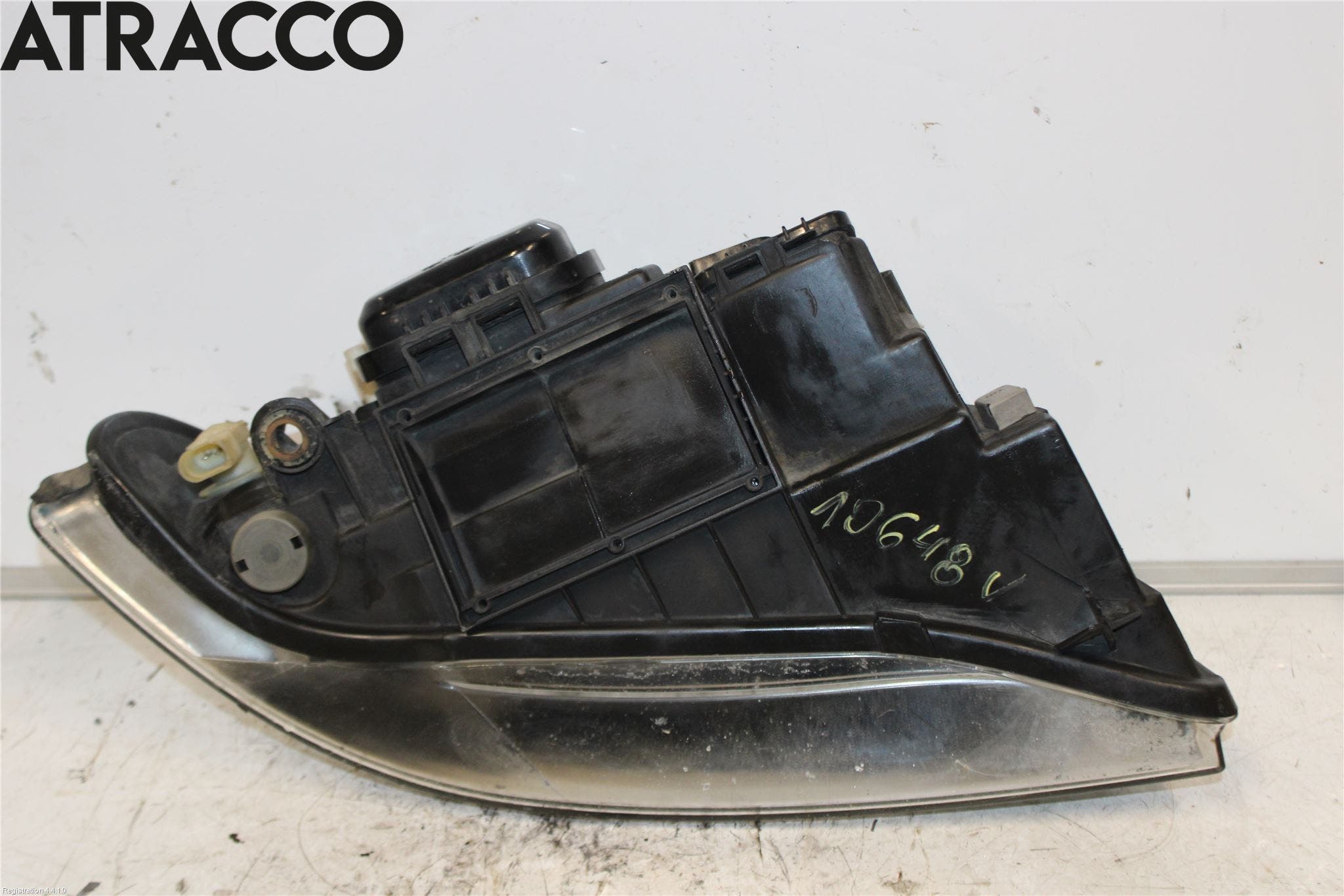 Audi A4/S4 99B-00 Frontlykt Venstre