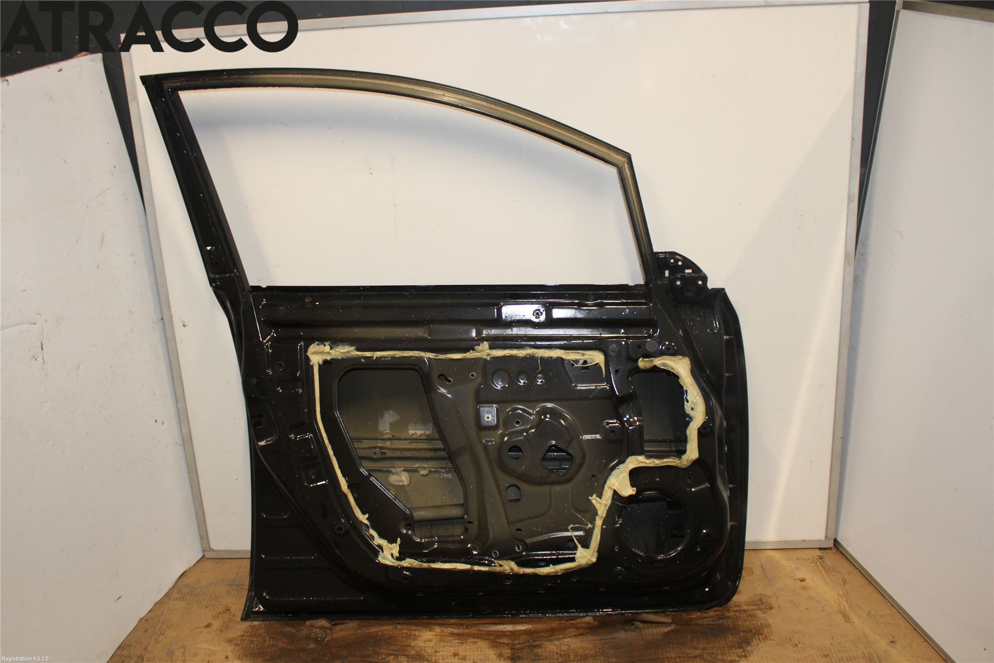 Nissan LEAF 11-17 Dør 4D Foran Venstre