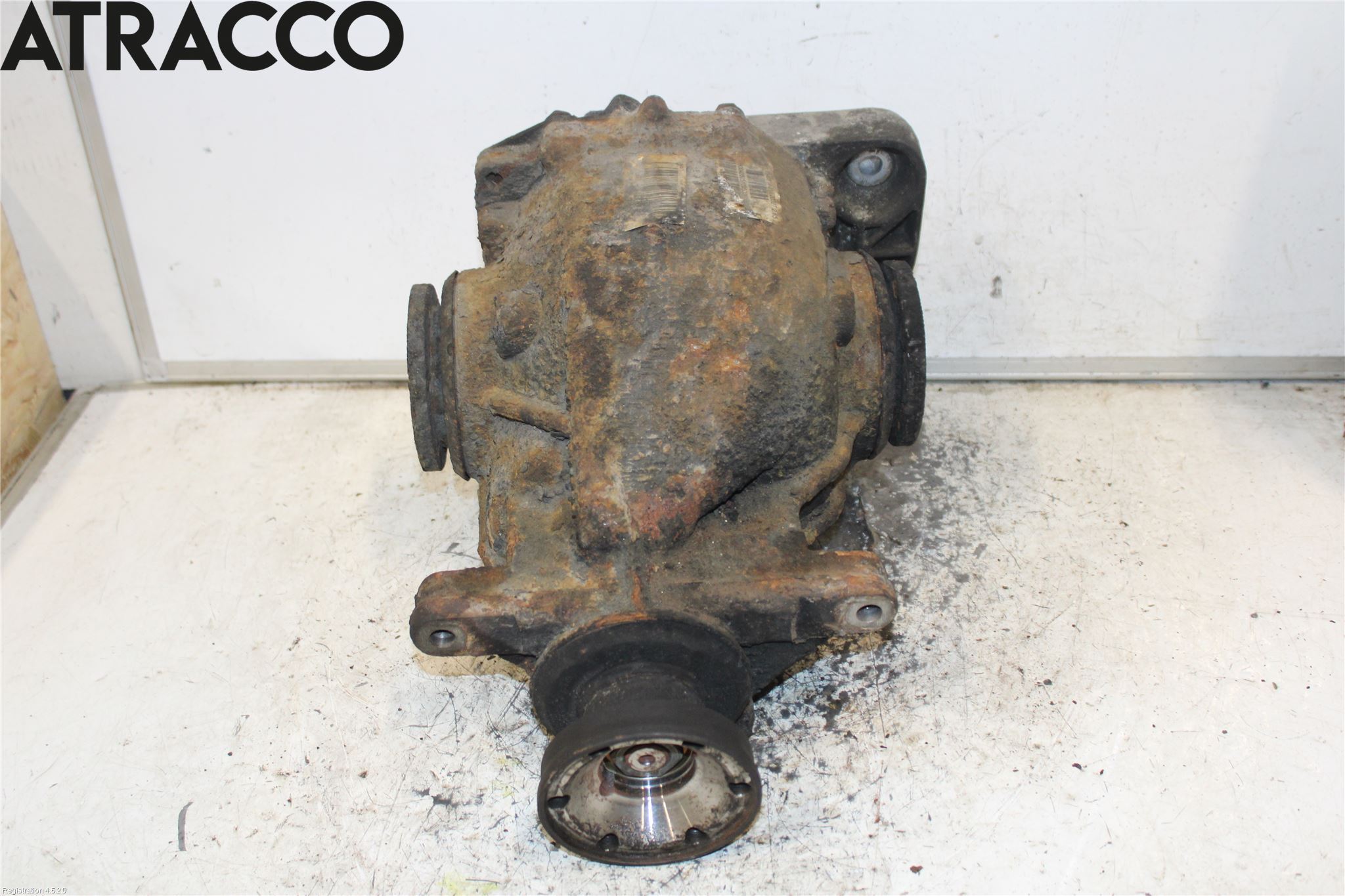 BMW 5 E60/61 Sed/Tou 02-10 Bakaksel Kardang Bak -Diff