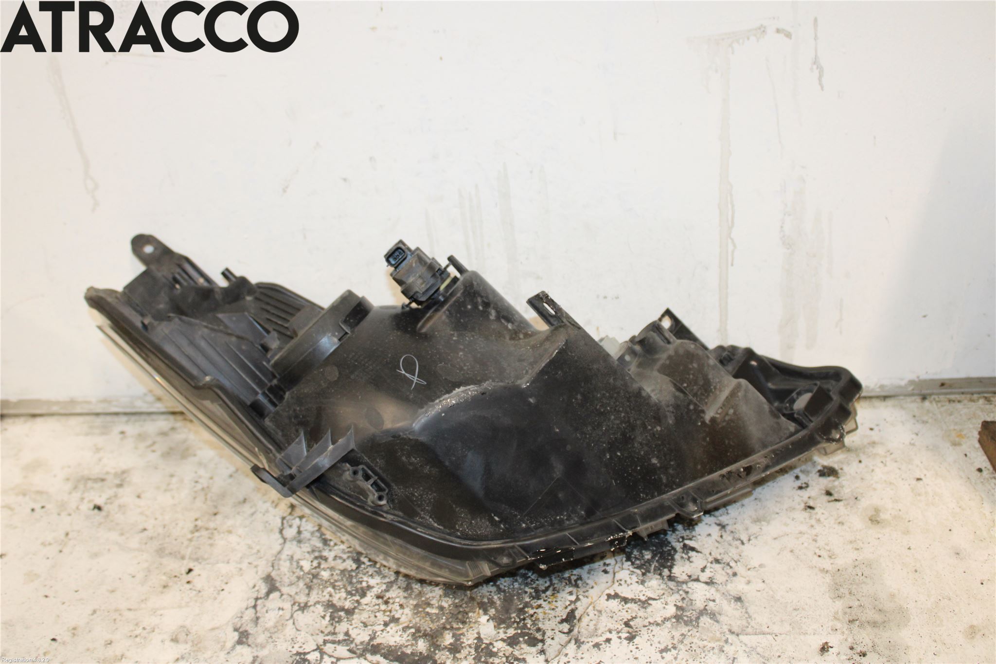 Toyota YARIS XP130 15-20 Frontlykt Venstre