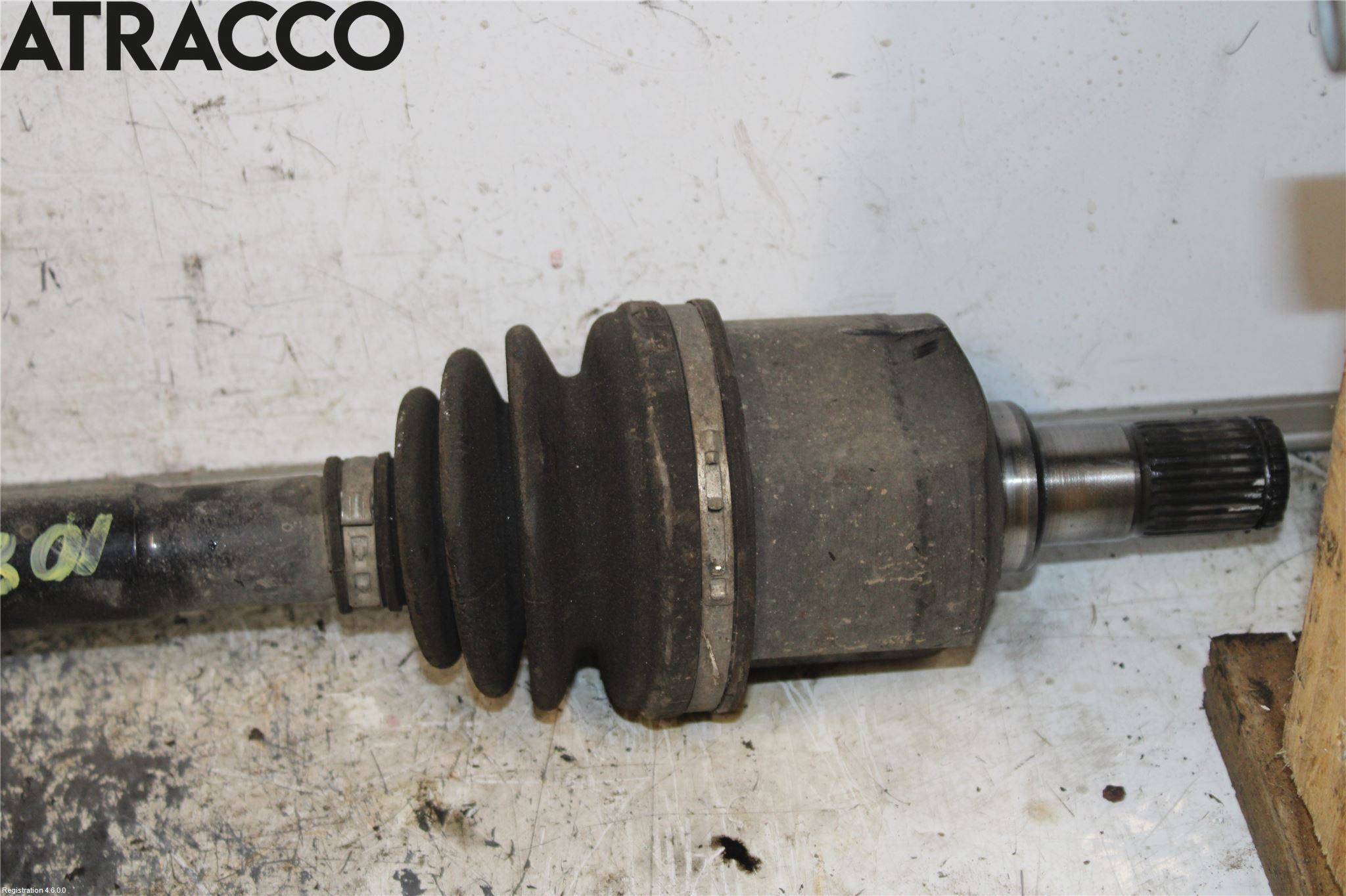 Hyundai i40 08-15 Drivaksel Foran Kompl Høyre