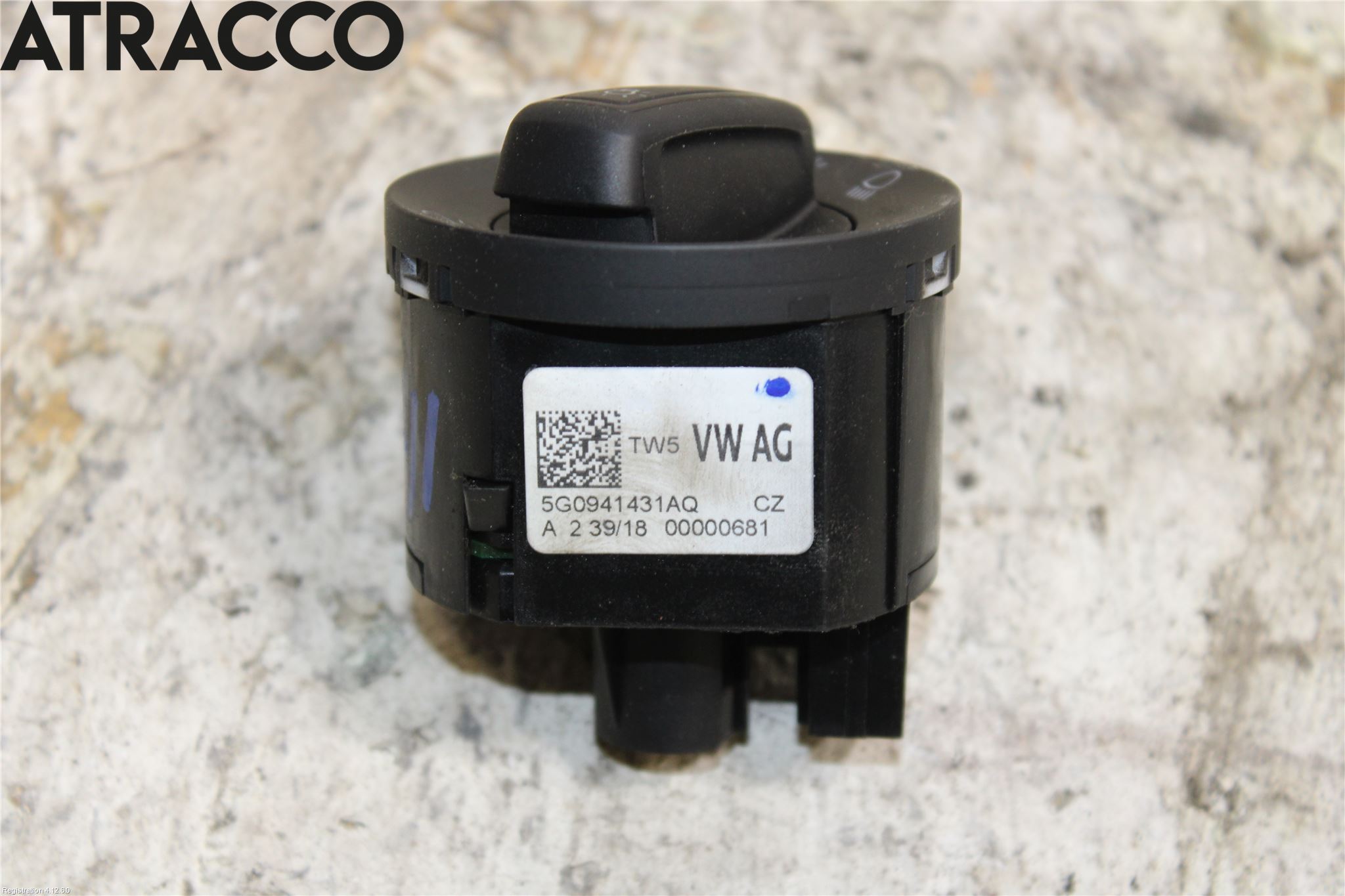 Volkswagen VW CRAFTER II / E-CRAFTER 17- Bryter Hovedlys