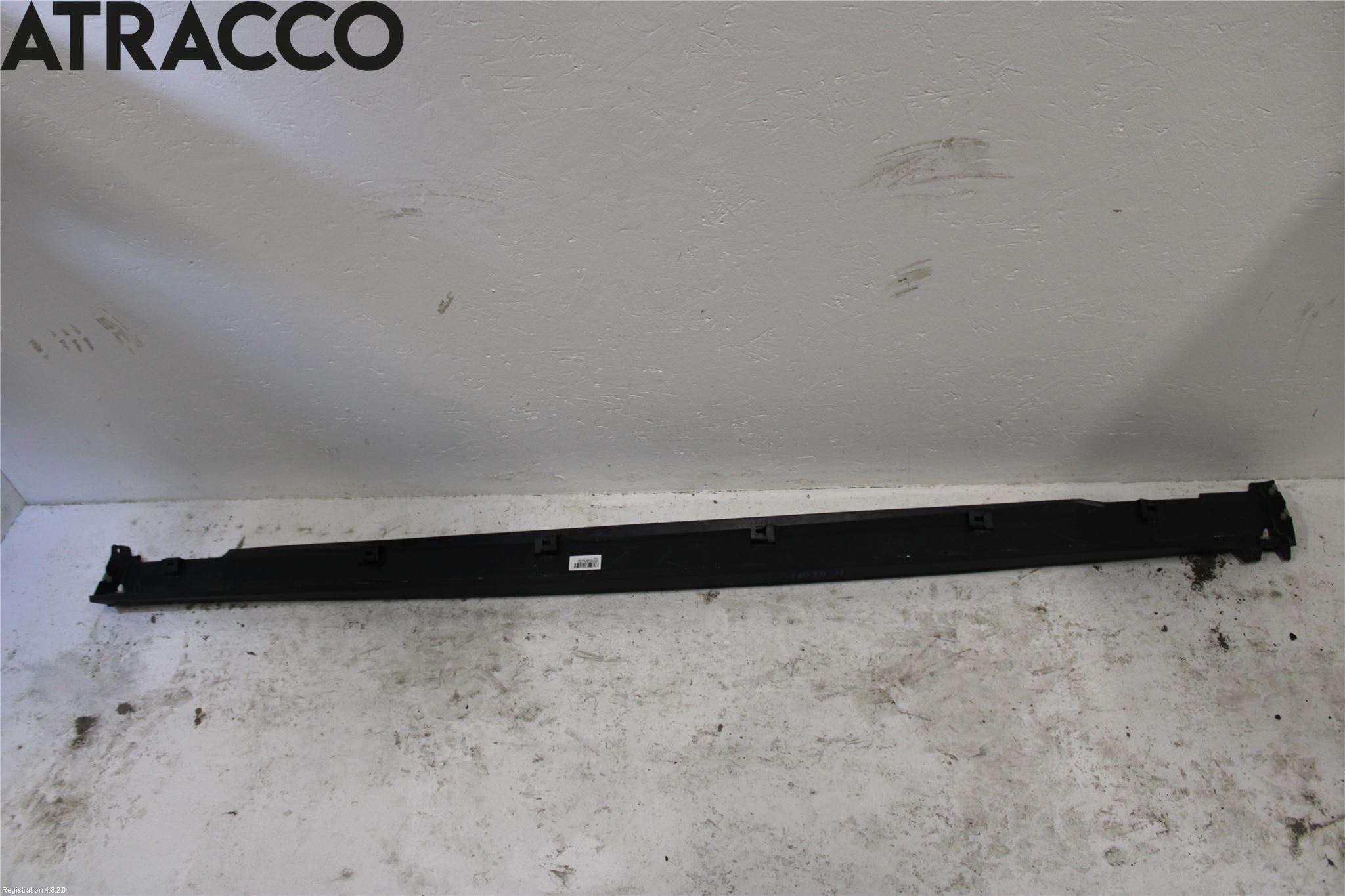 Volvo XC40/RECHARGE 18- Kanalskjørt Høyre