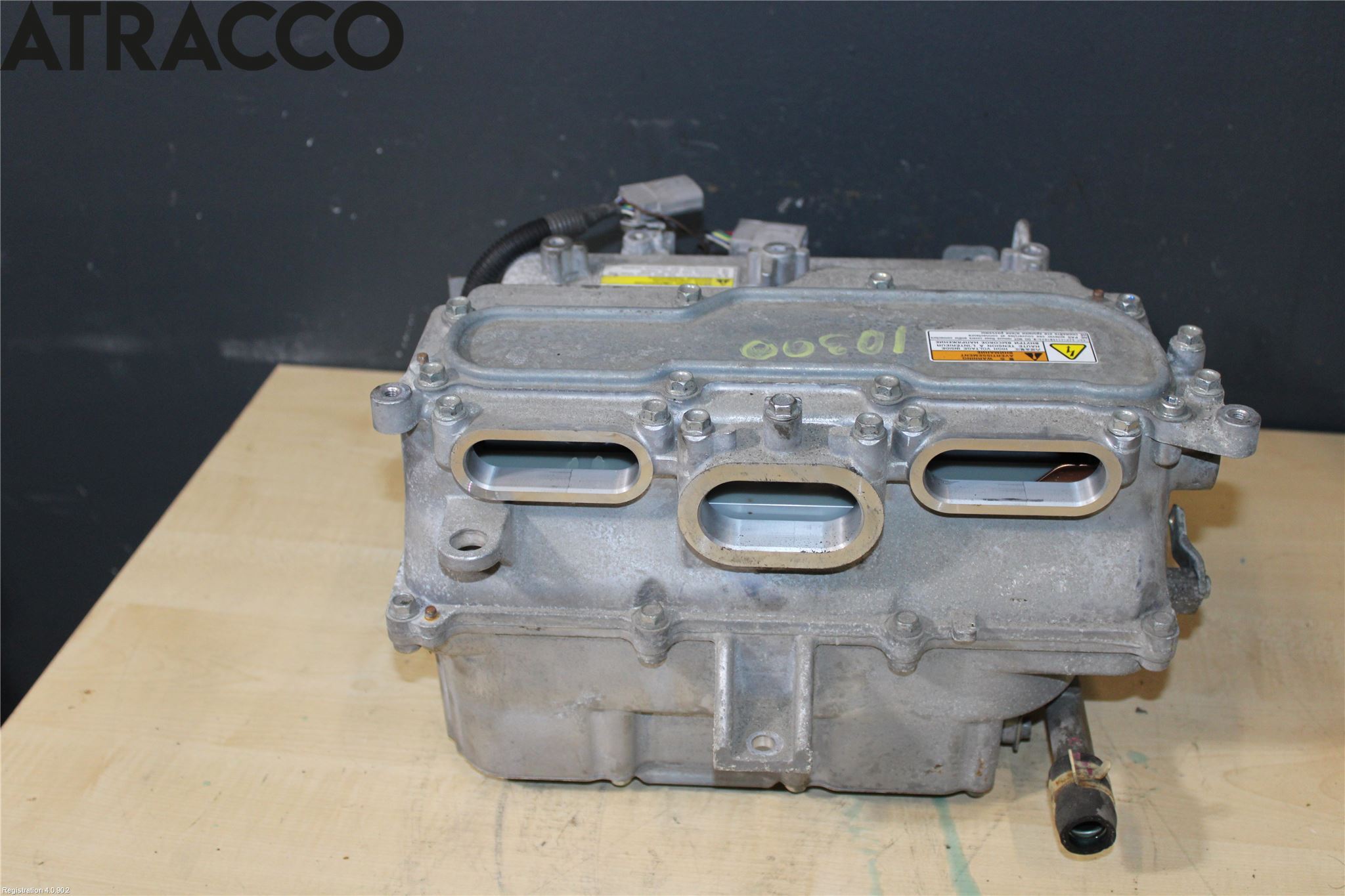 Mitsubishi OUTLANDER 13-21 Hybridconverter