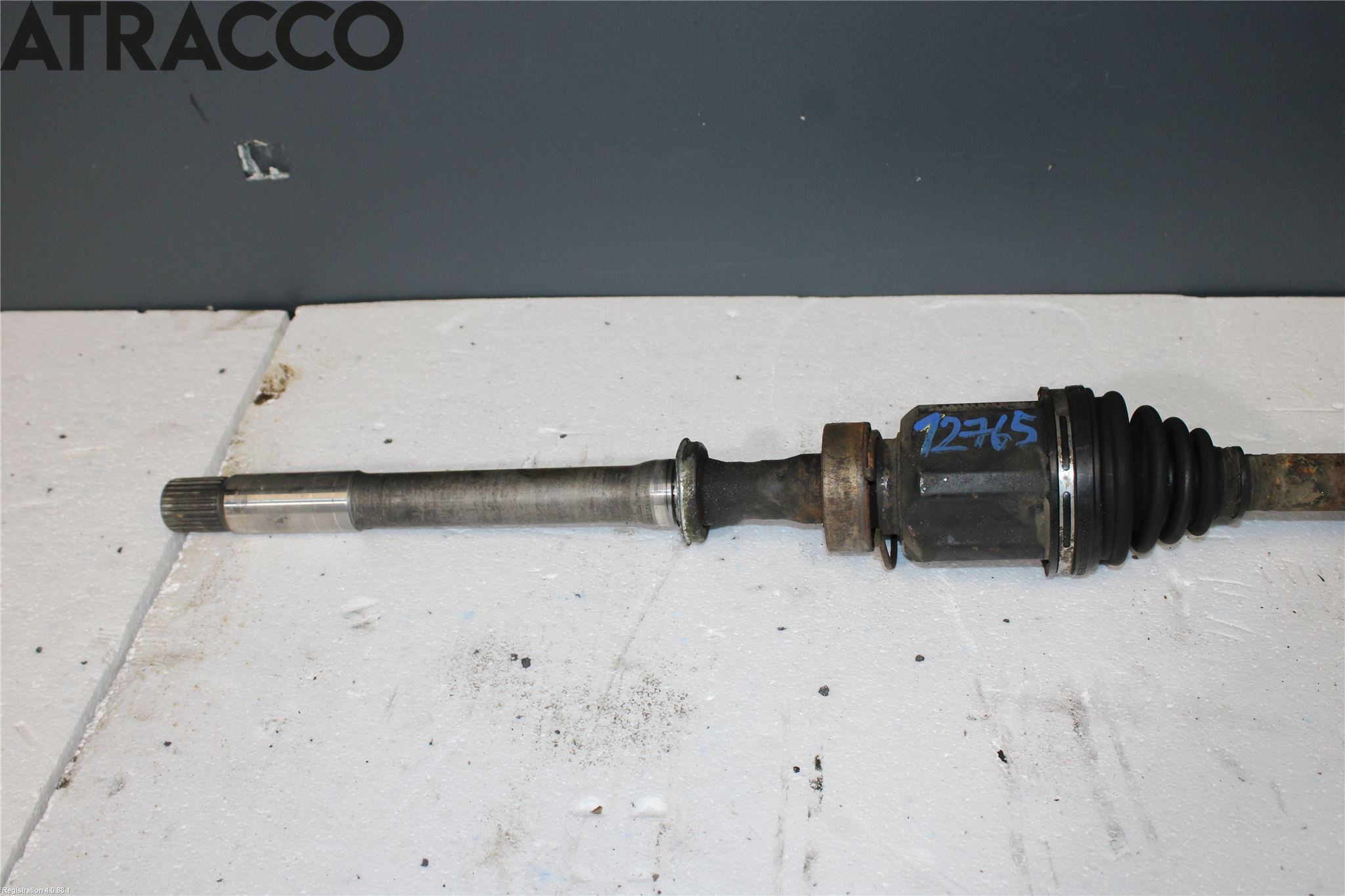 Toyota RAV 4 06-12 Drivaksel Foran Kompl Høyre