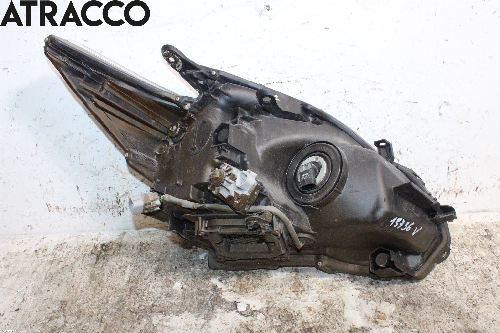 Toyota PRIUS ZVW30 09-20 Frontlykt Venstre