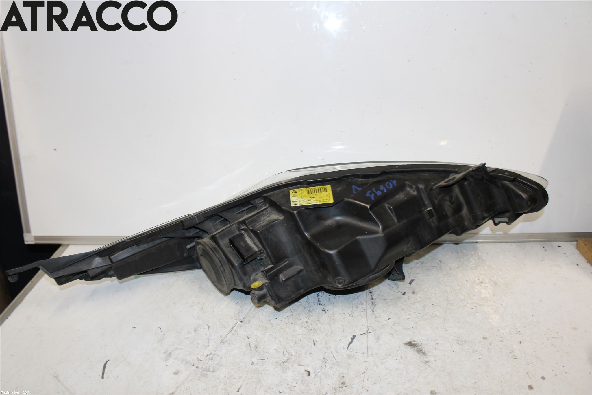 Ford FIESTA 09-12 Frontlykt Venstre