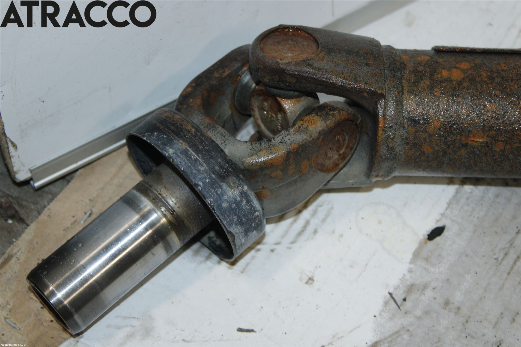 Toyota HI-ACE 95-05 Mellomaksel Kompl