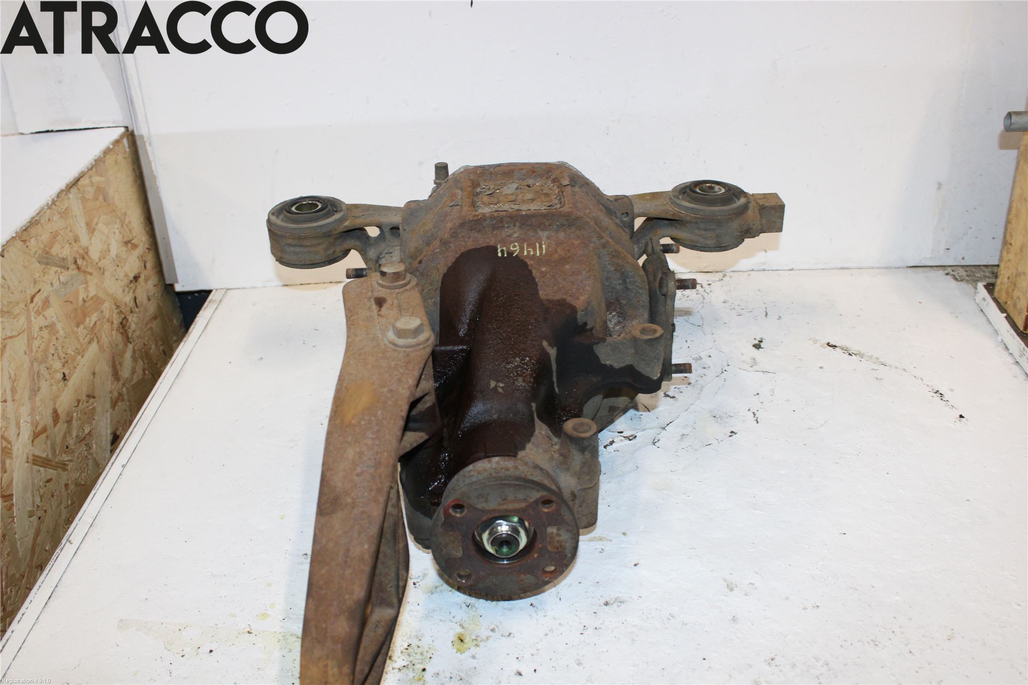 Toyota HI-ACE 95-05 Bakaksel Kardang Bak -Diff