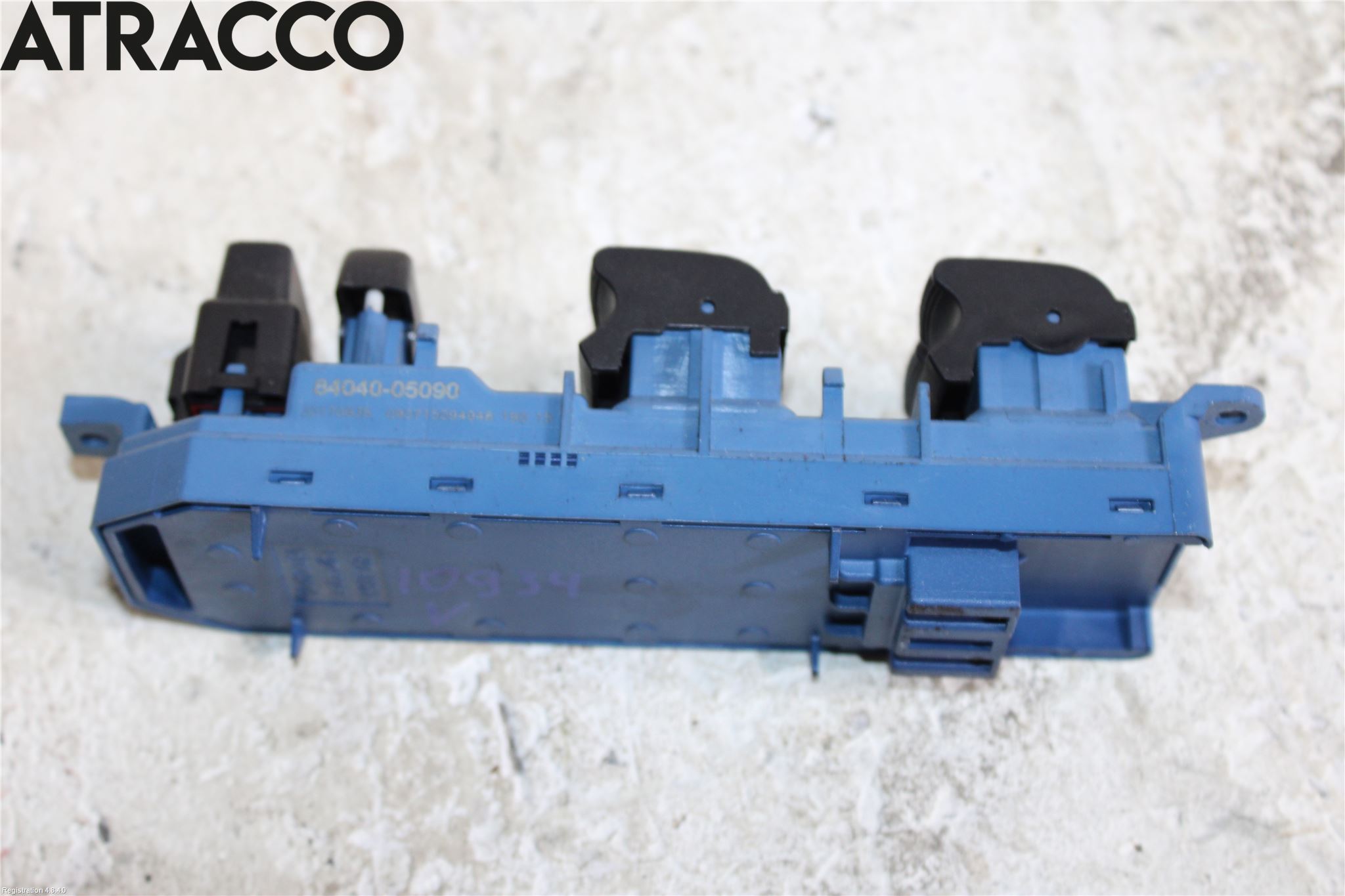 Toyota AVENSIS 16-18 Bryter Vindusheis