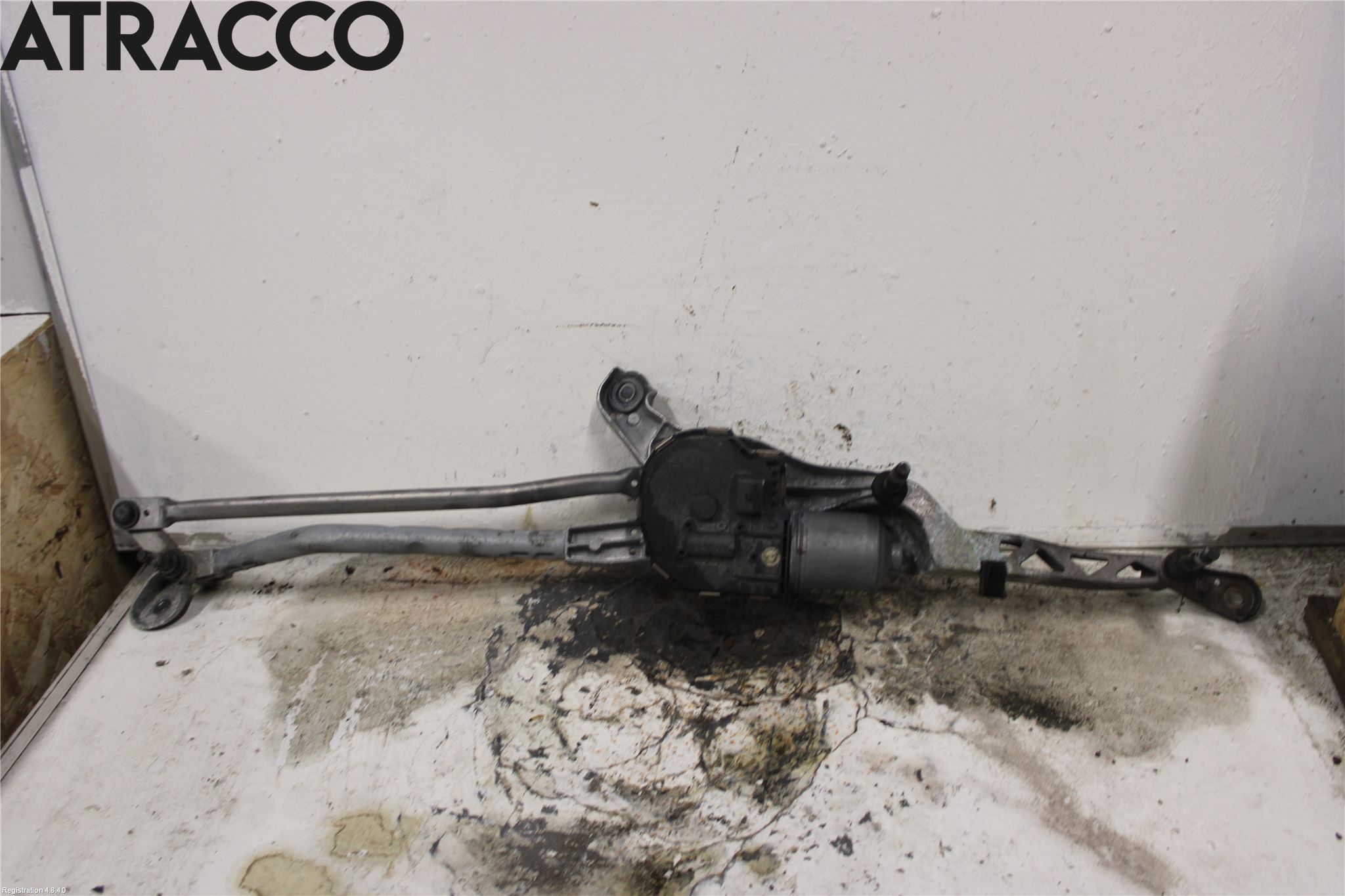 Mercedes-Benz MB E-KLASS (W212) 09-16 Viskermotor Frontrute