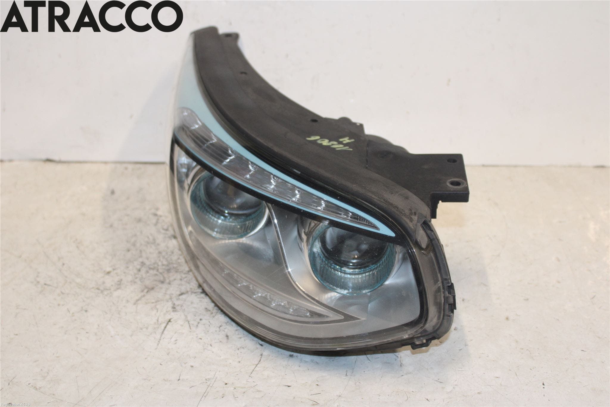 Kia SOUL 09- Frontlykt Høyre