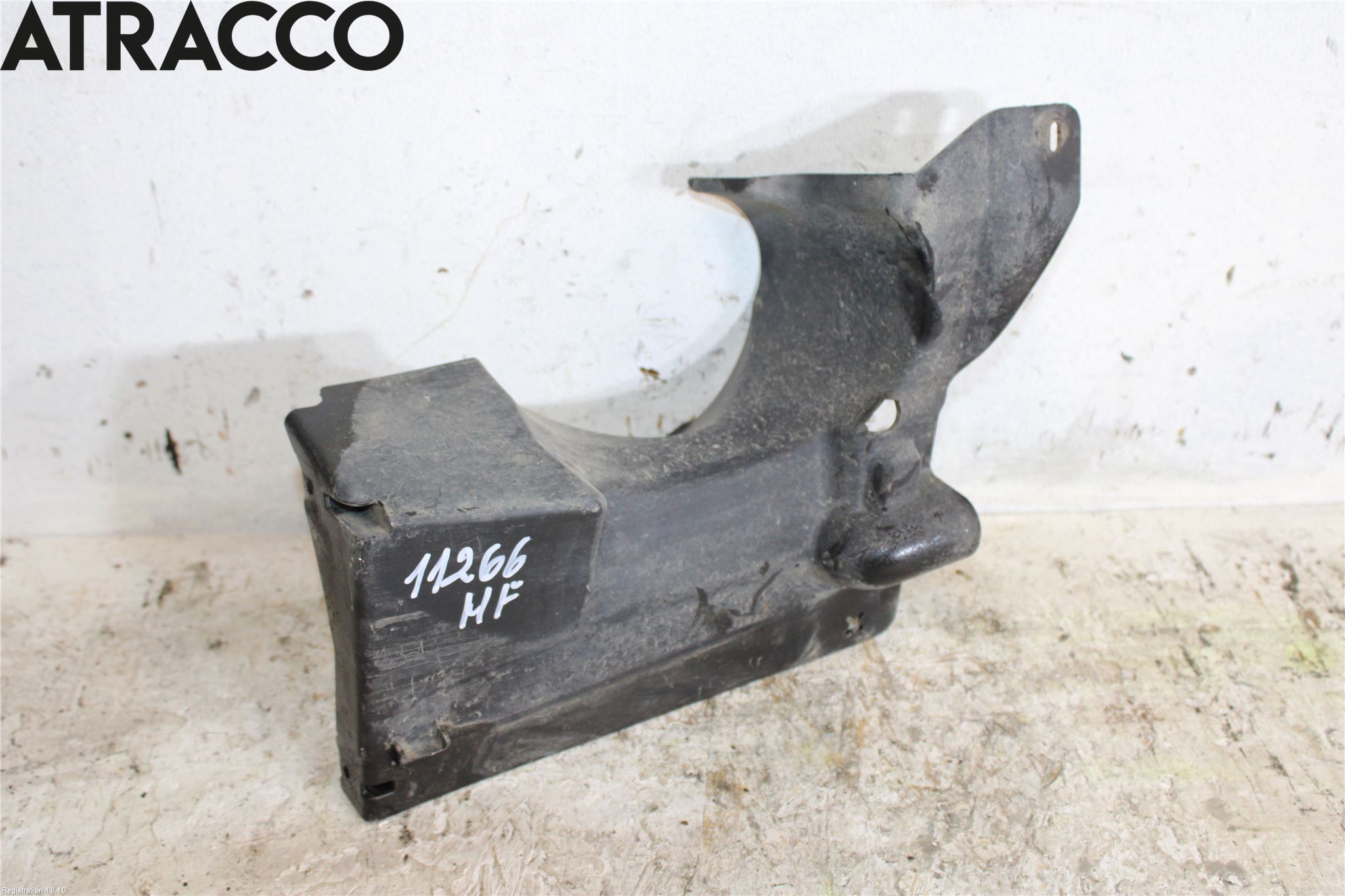 Volvo XC40/RECHARGE 18- Skjerm Indre