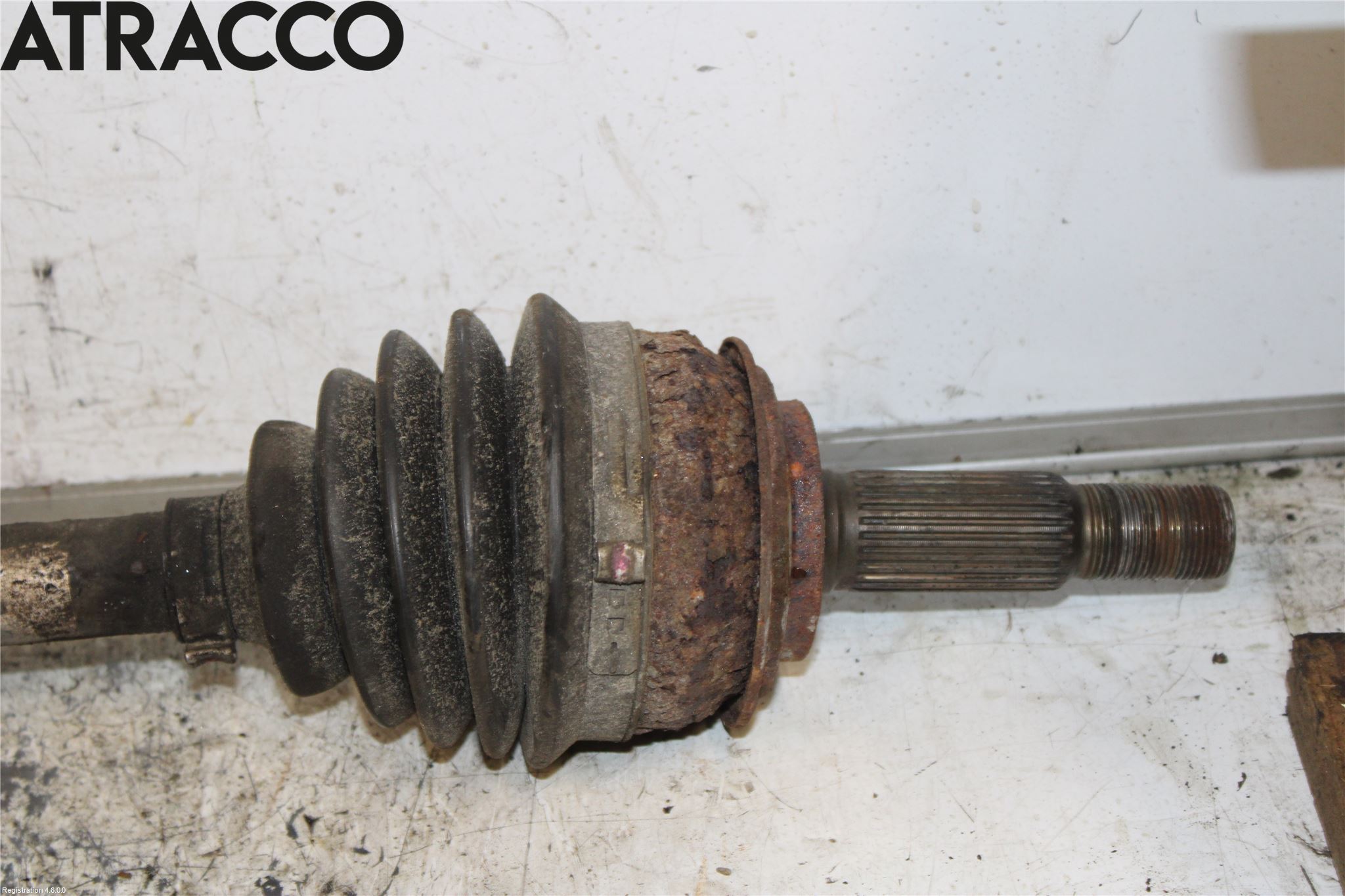 Toyota YARIS XP130 15-20 Drivaksel Foran Kompl Høyre