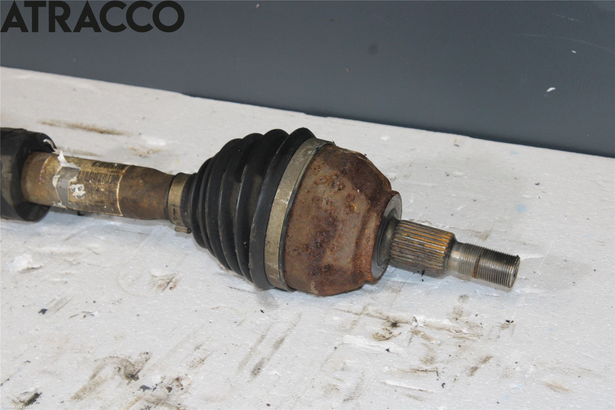 Ford KUGA 08-12 Drivaksel Foran Kompl Høyre