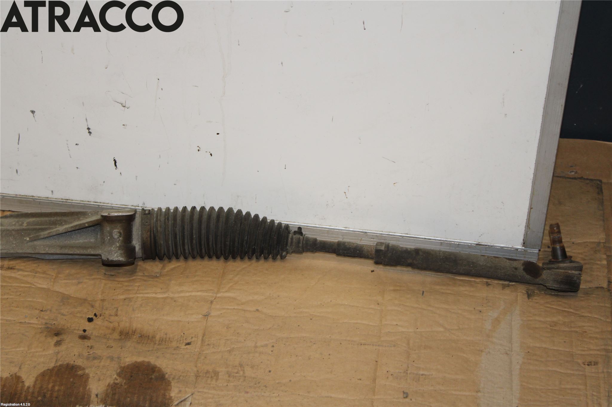 Toyota RAV4 13-18 Servo Snekke - Tannstang