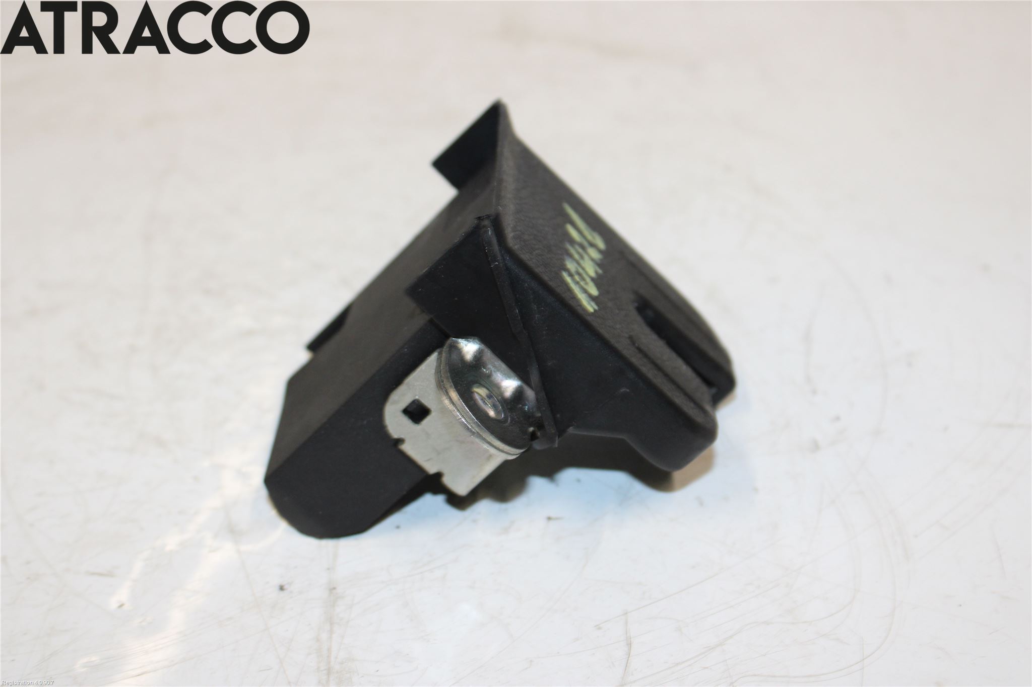 Volkswagen VW GOLF / E-GOLF VII 13-20 Bakluke-Lokk Låsekasse