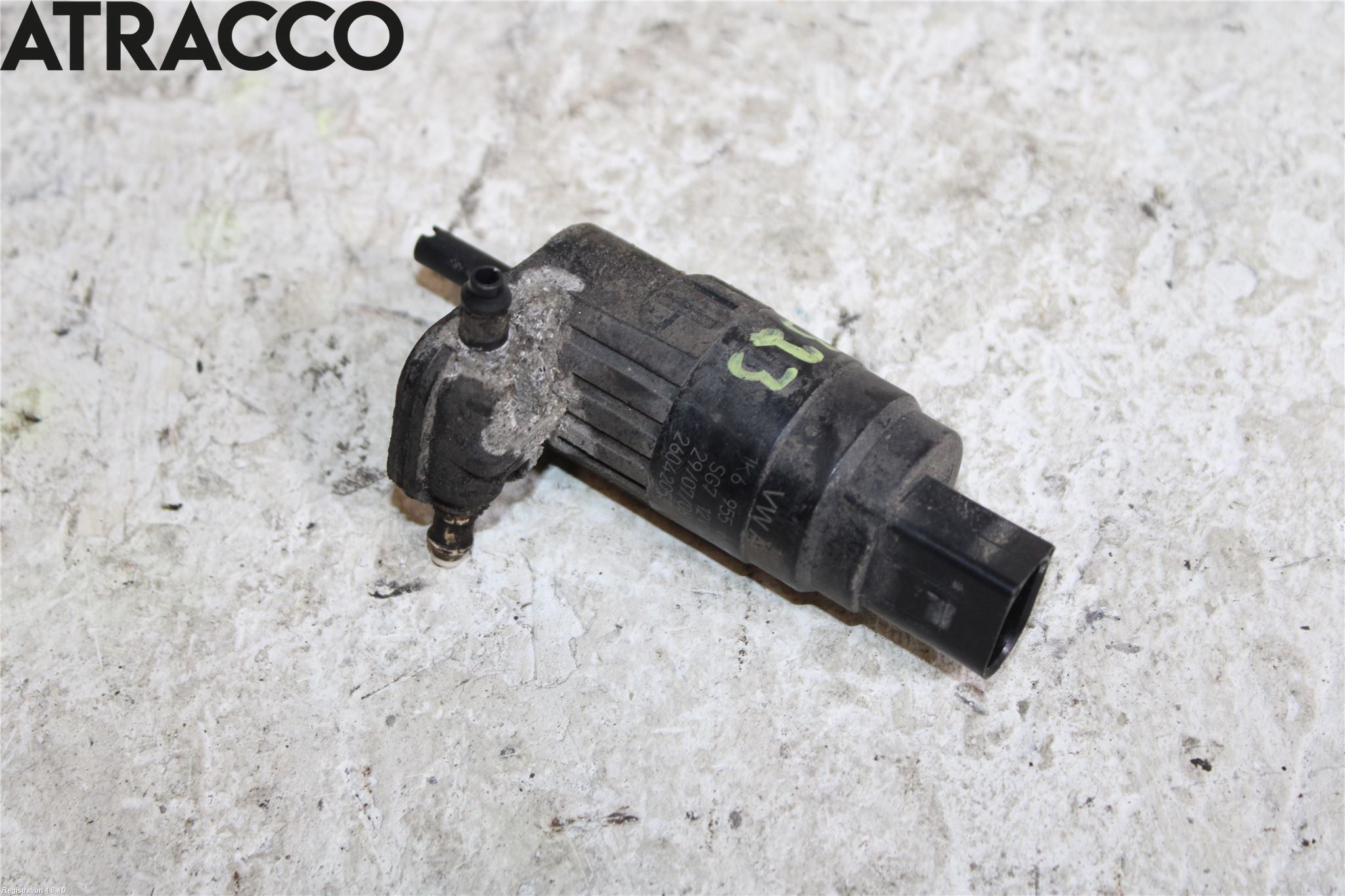 Volkswagen VW TOURAN 03-10 Spylerpumpe Frontrute