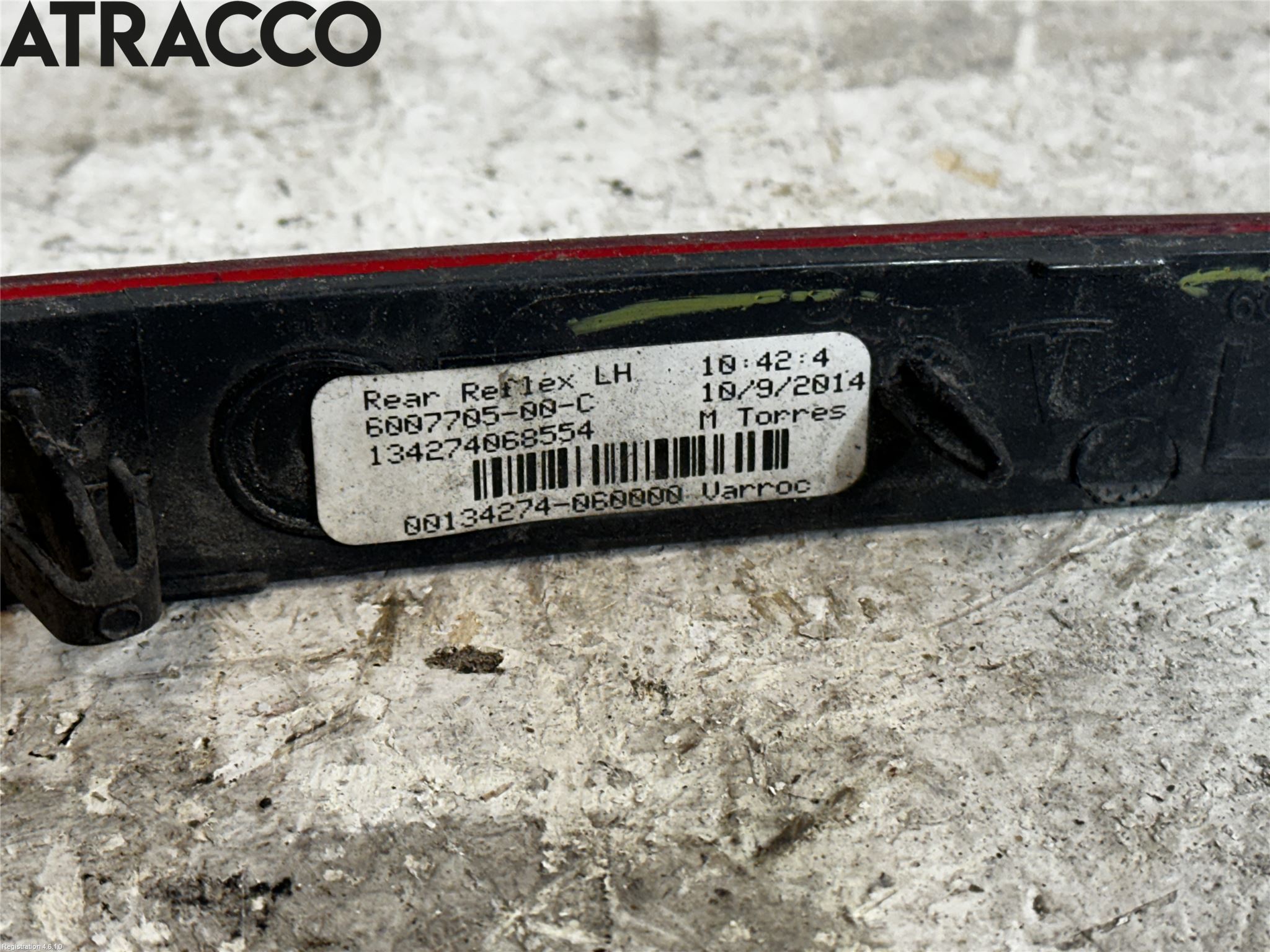 Tesla MODEL S 13- Refleks Bak