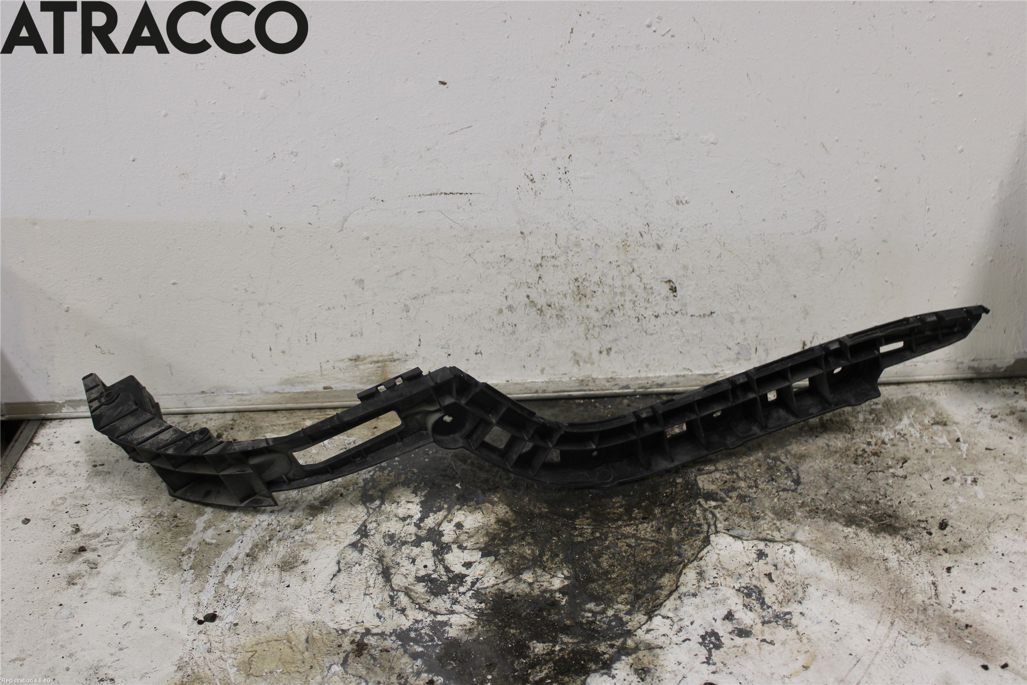 Volkswagen VW PASSAT 11-14 Støtfangerfeste Bak Høyre