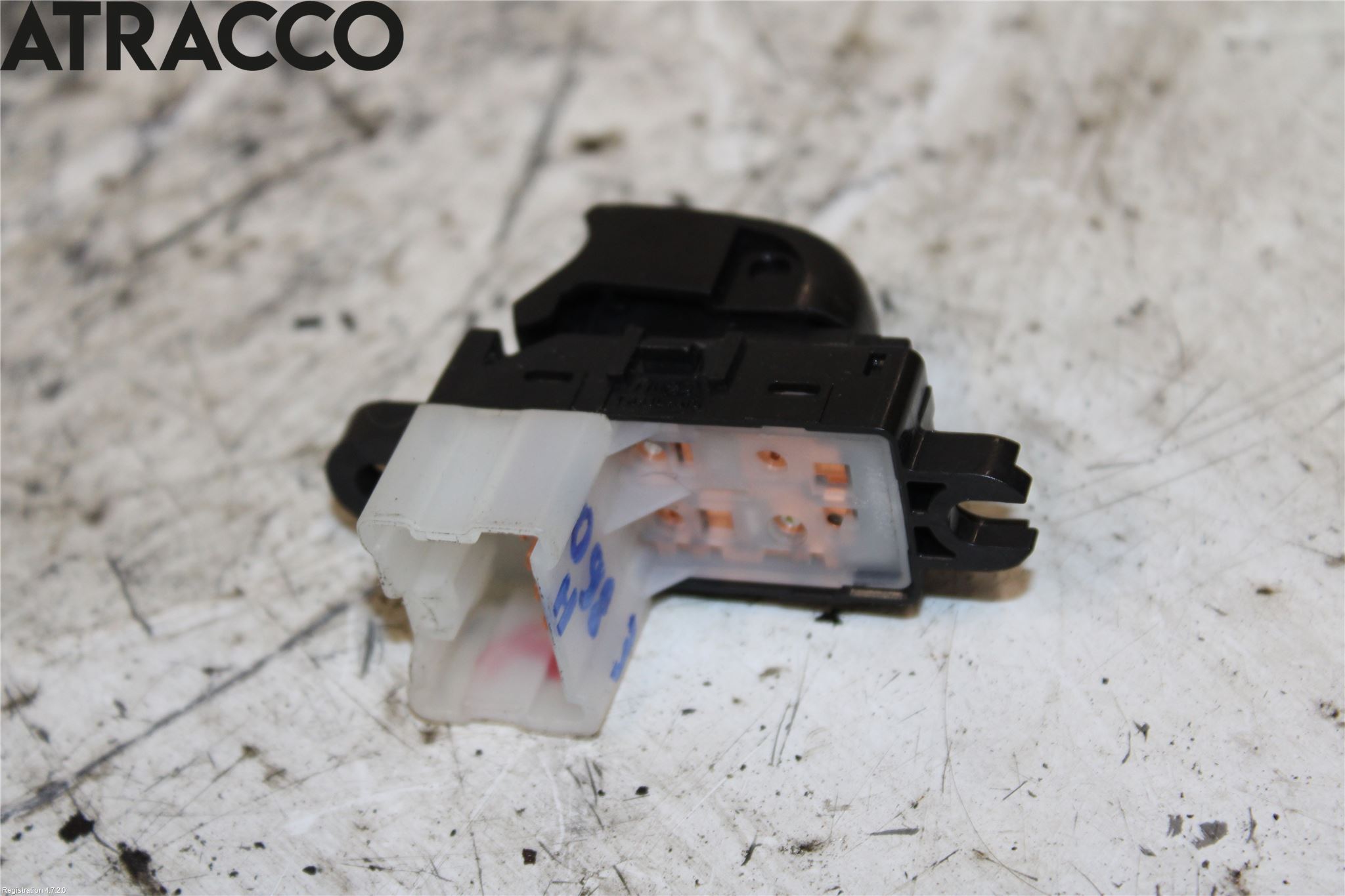 Nissan NAVARA, TREK-1 17-21 Bryter Vindusheis