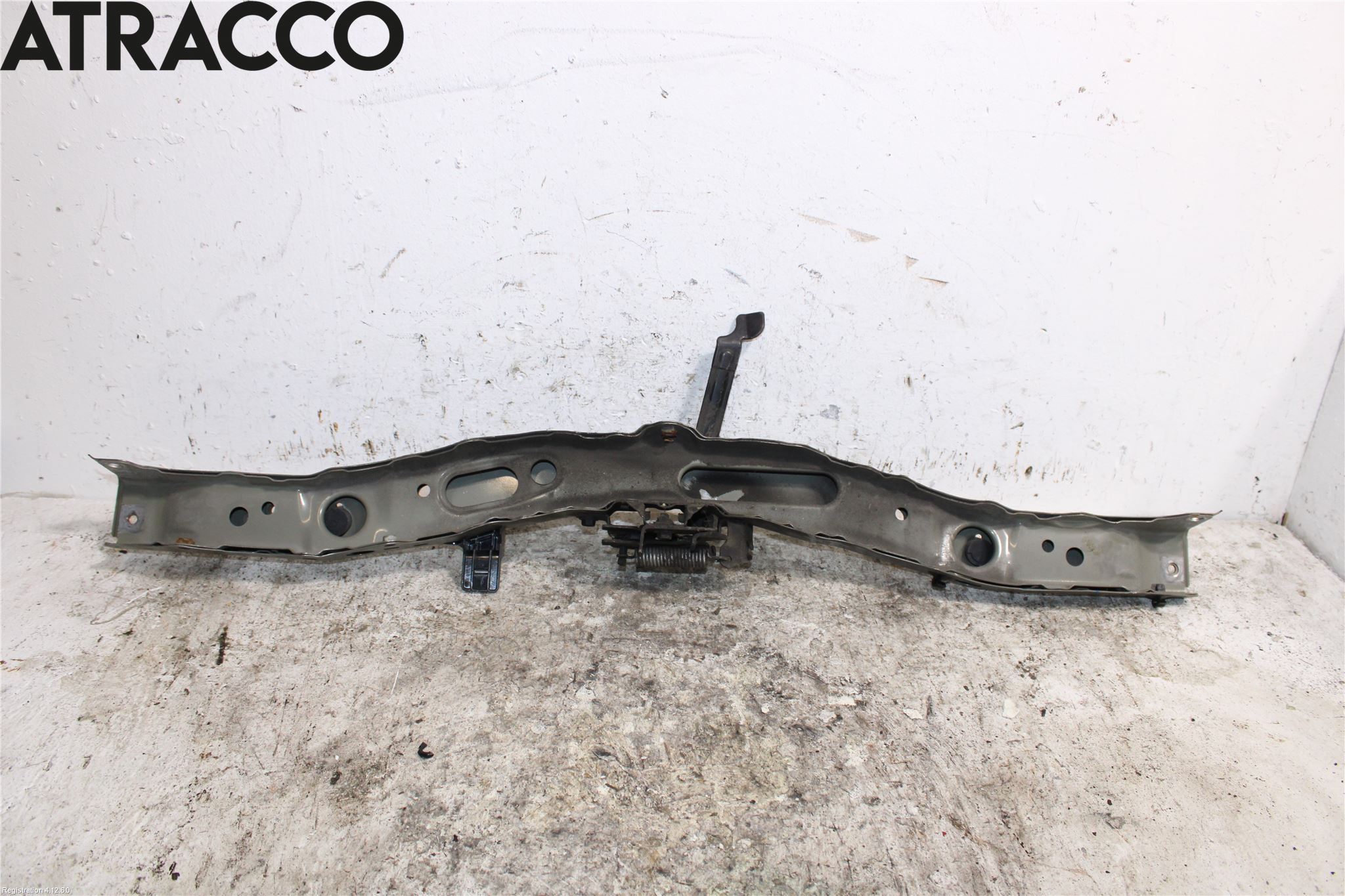 Toyota AURIS 13-19 Panserlås