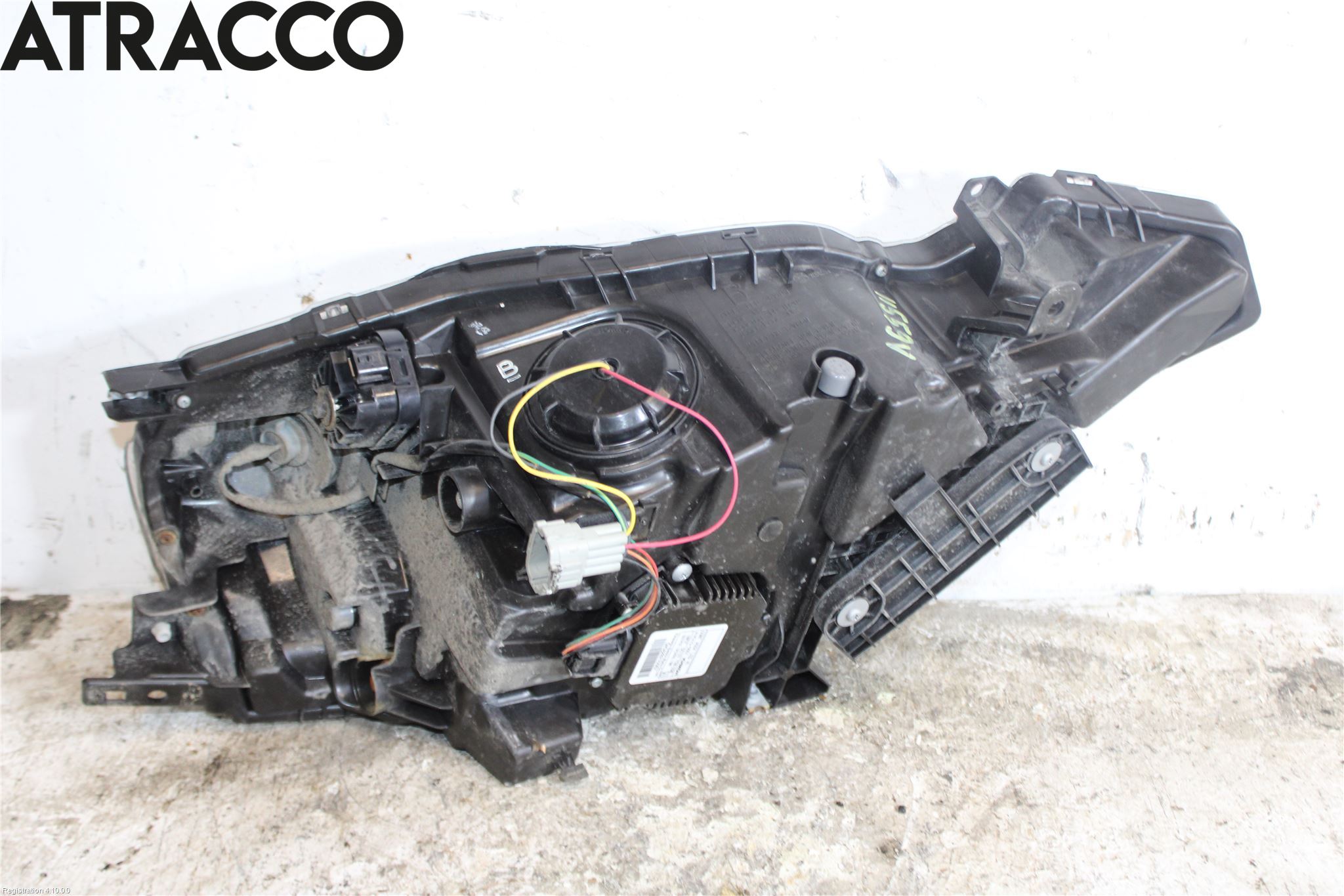 Nissan LEAF 11-17 Frontlykt Venstre