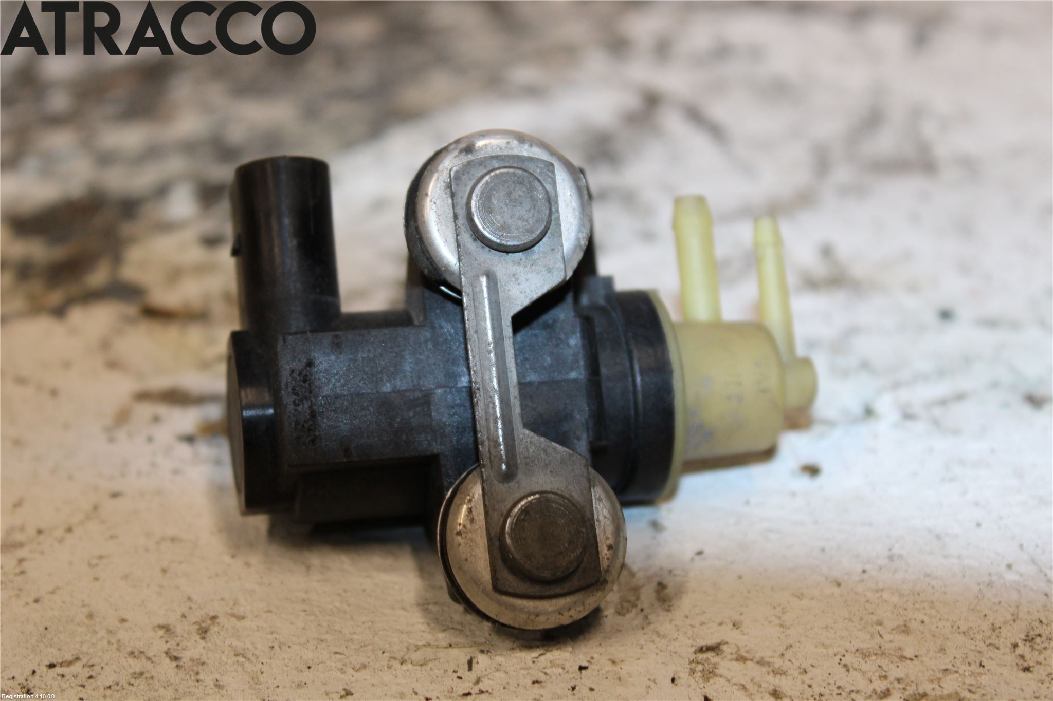 Volkswagen VW GOLF V 04-09 Vacuumventil