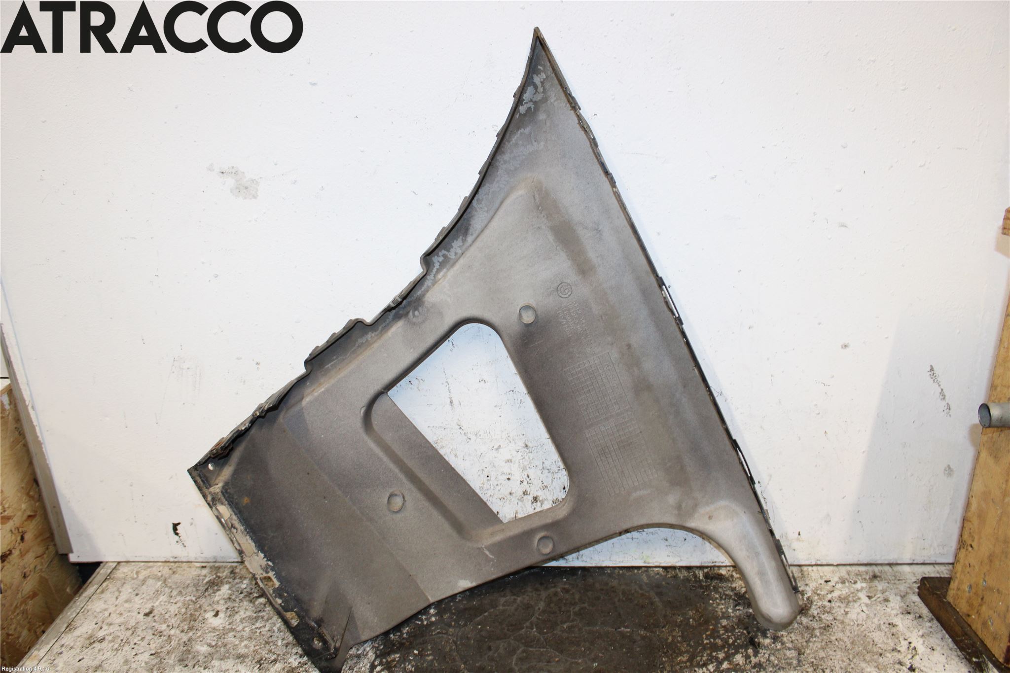 BMW X3 E83     03-10 Støtfangerfeste Bak Høyre