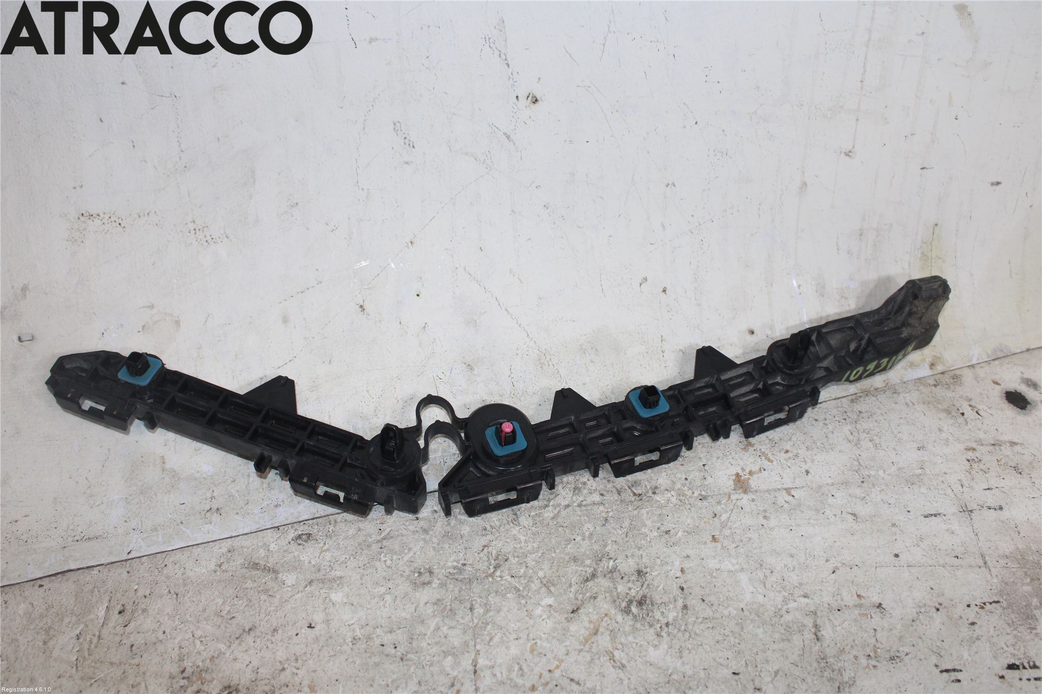 Toyota RAV4 19- Støtfanger Bak Feste