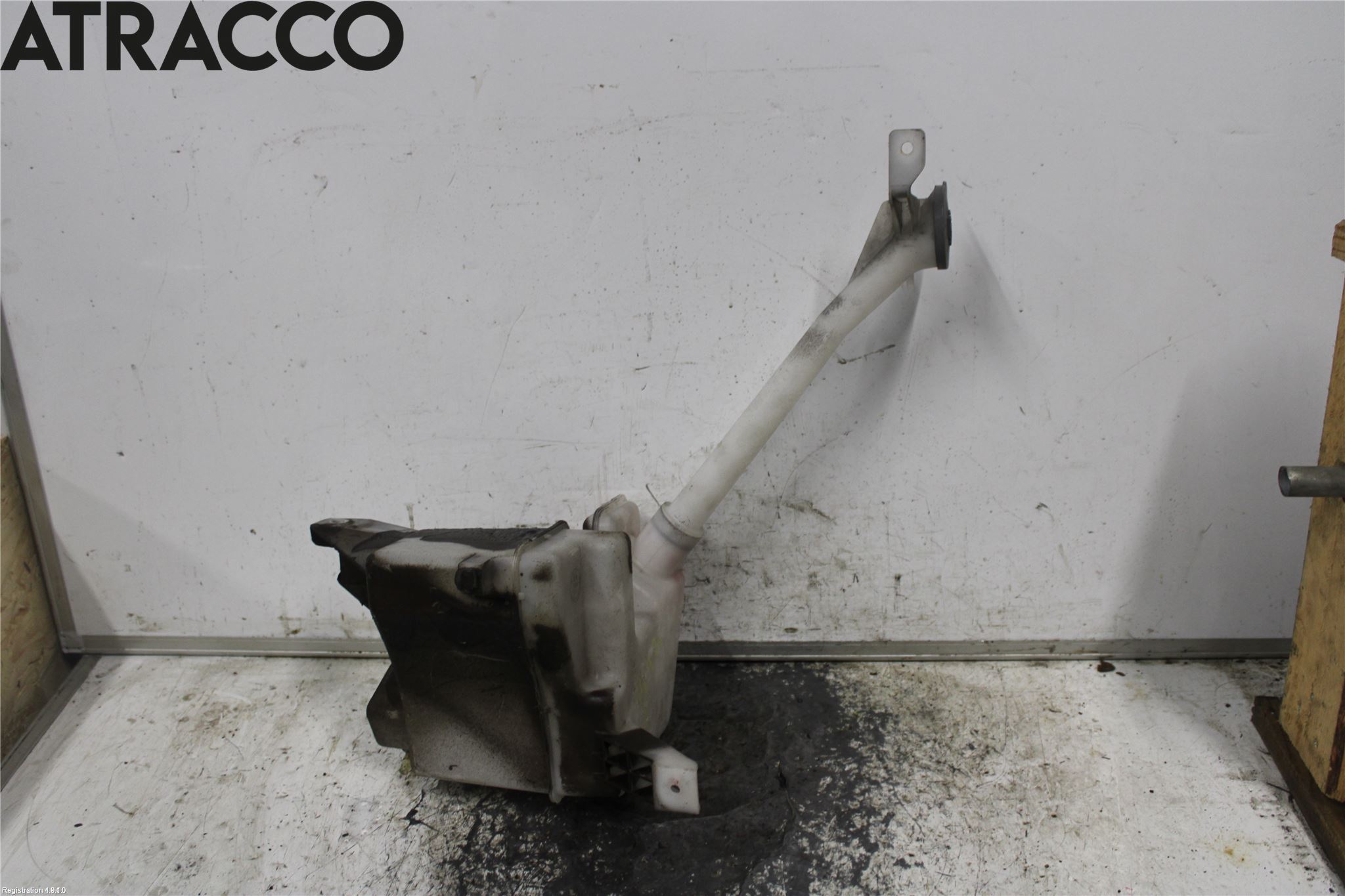 Nissan LEAF 11-17 Spylerbeholder Frontrute