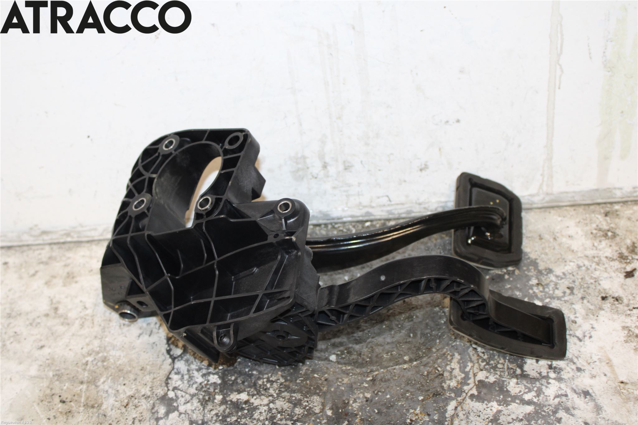 Tesla MODEL 3 17- Bremsepedal