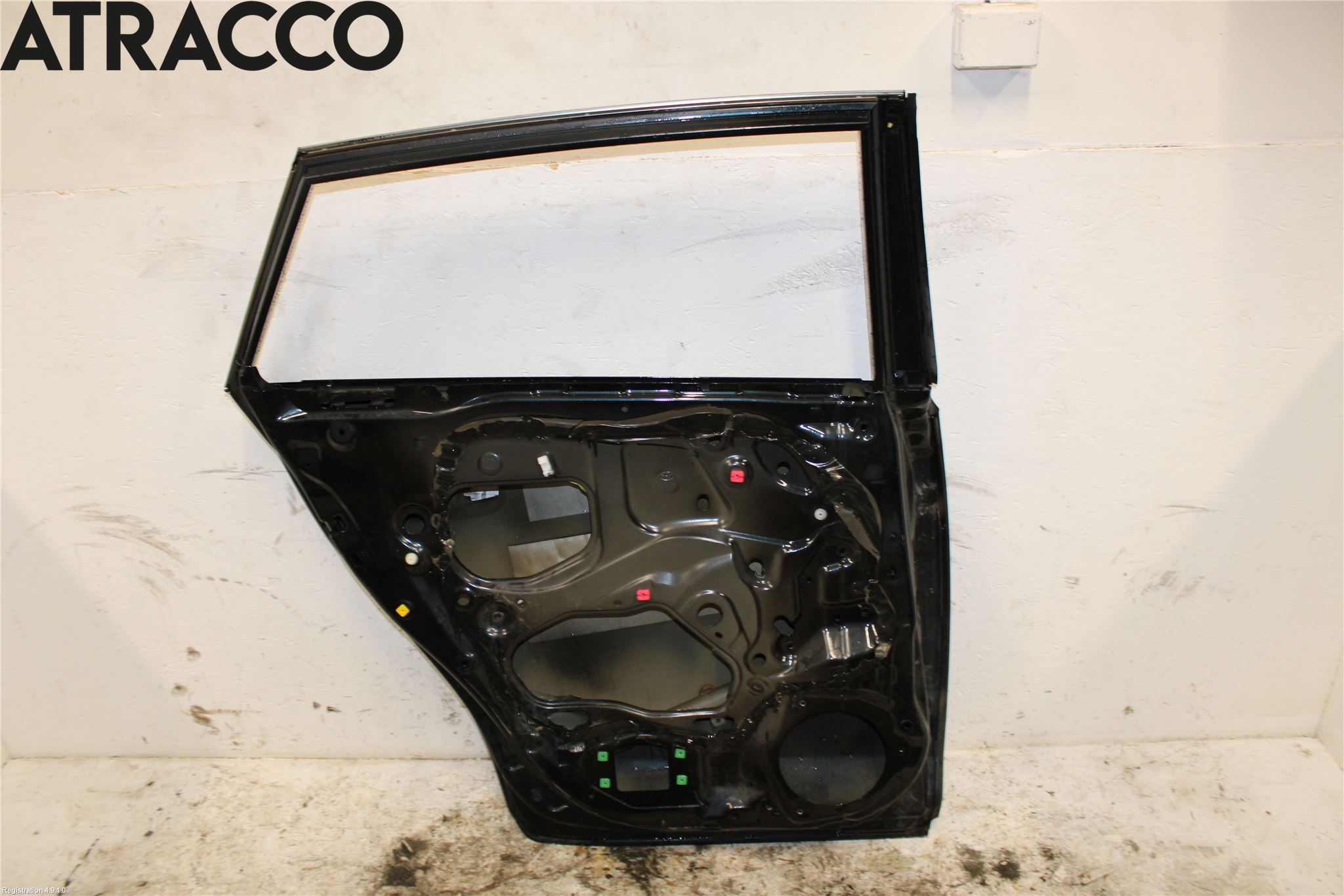 Toyota AVENSIS 09-15 Dør 4D Bak Venstre