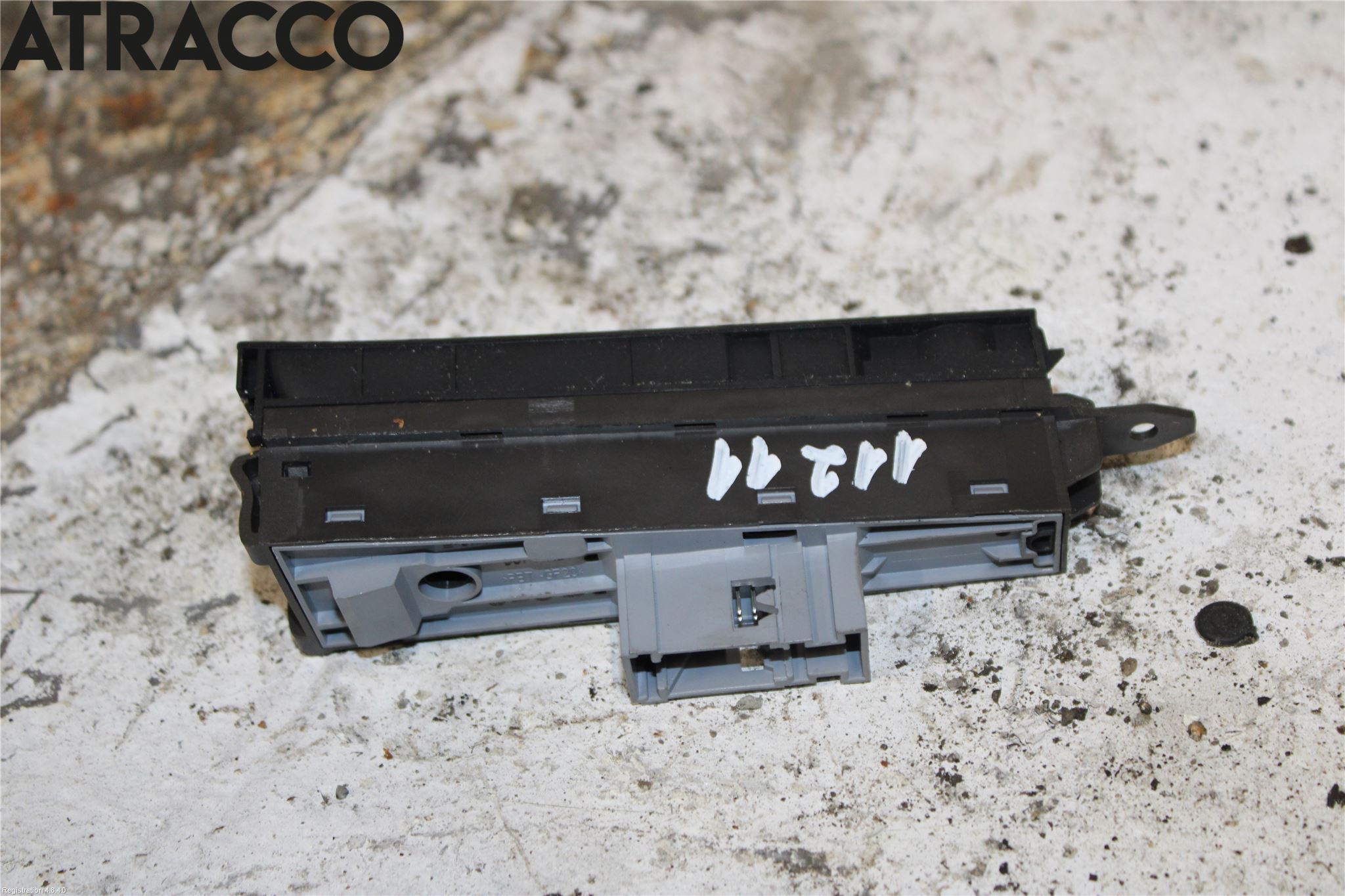 Volkswagen VW PASSAT 11-14 Bryter Multifunksjon