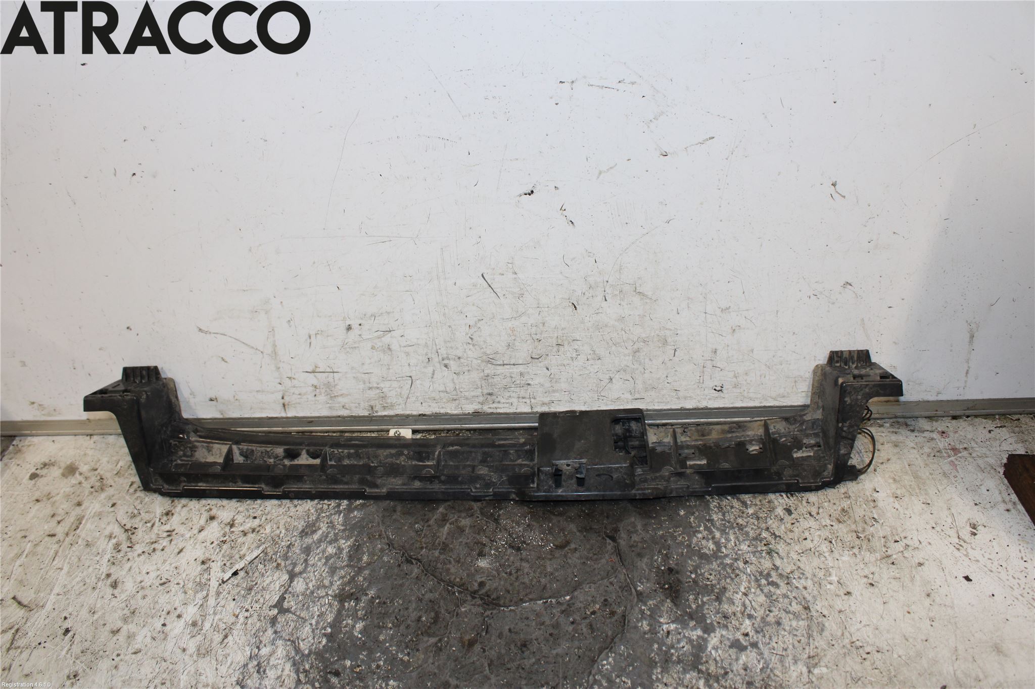 BMW X1 F48 15-22 Visker Deksel-Grill-Under Frr