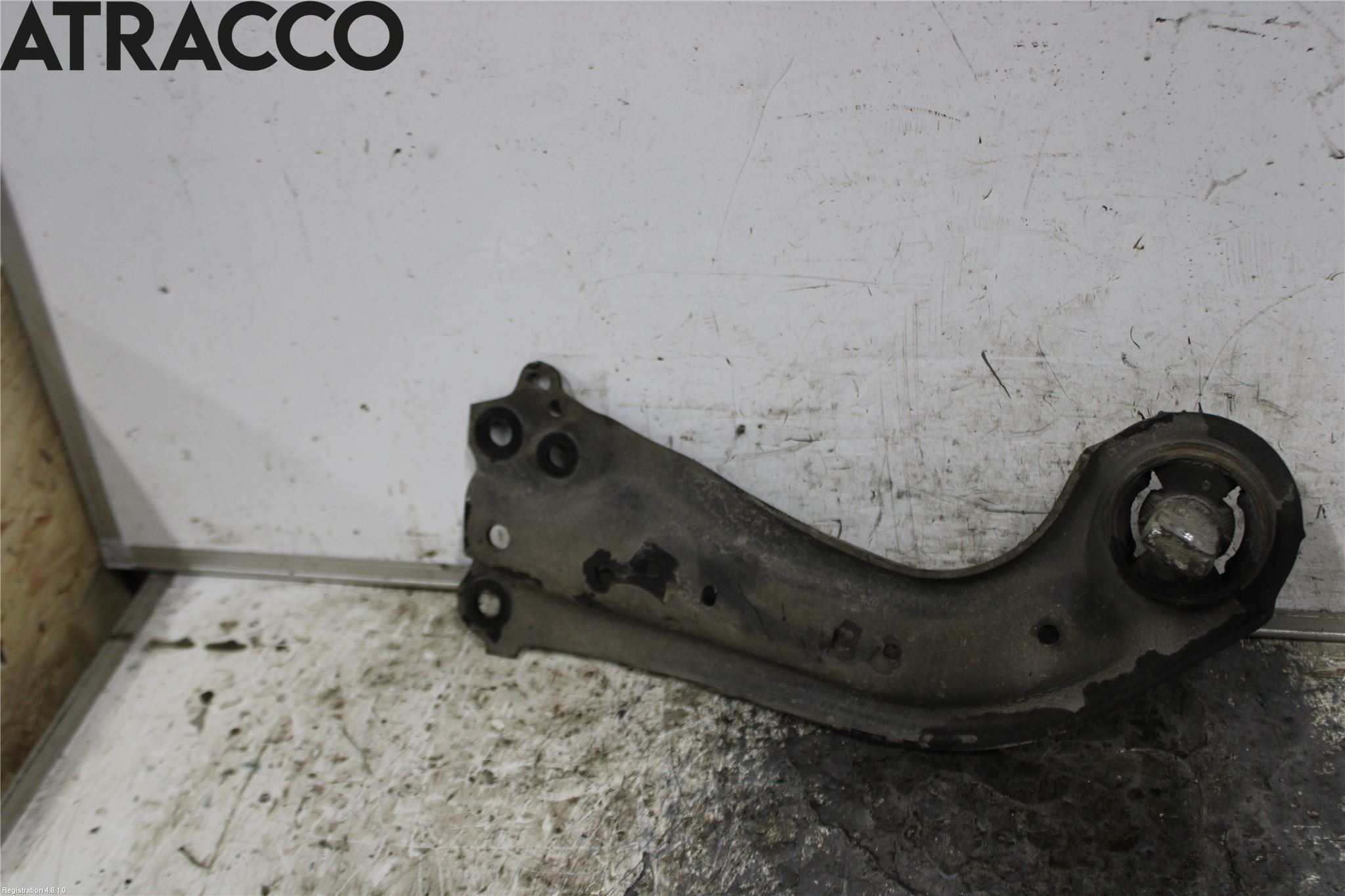 Toyota RAV4 19- Bærearm Bak Venstre