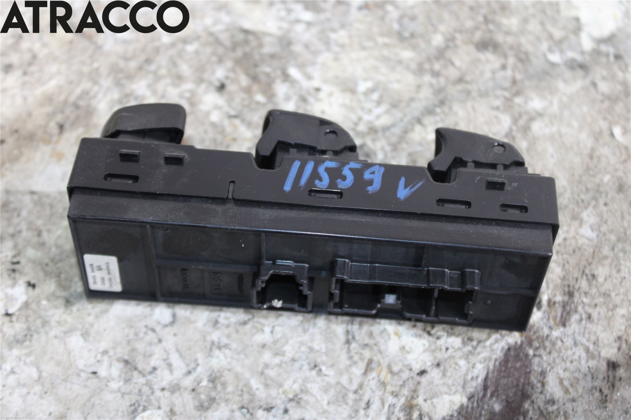 Nissan LEAF 11-17 Bryter Vindusheis